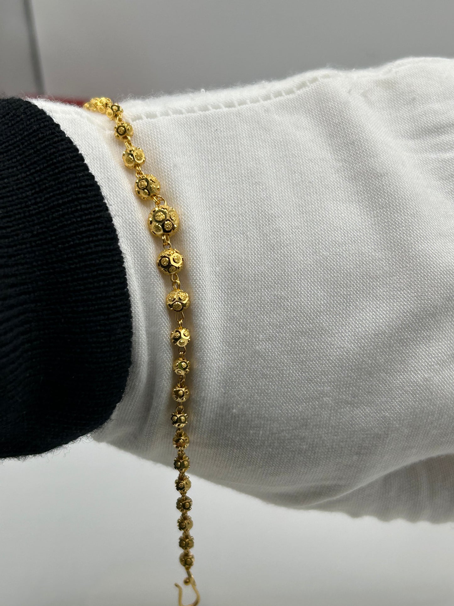 22ct Gold Bracelet - 6.4 grams (Hallmarked)