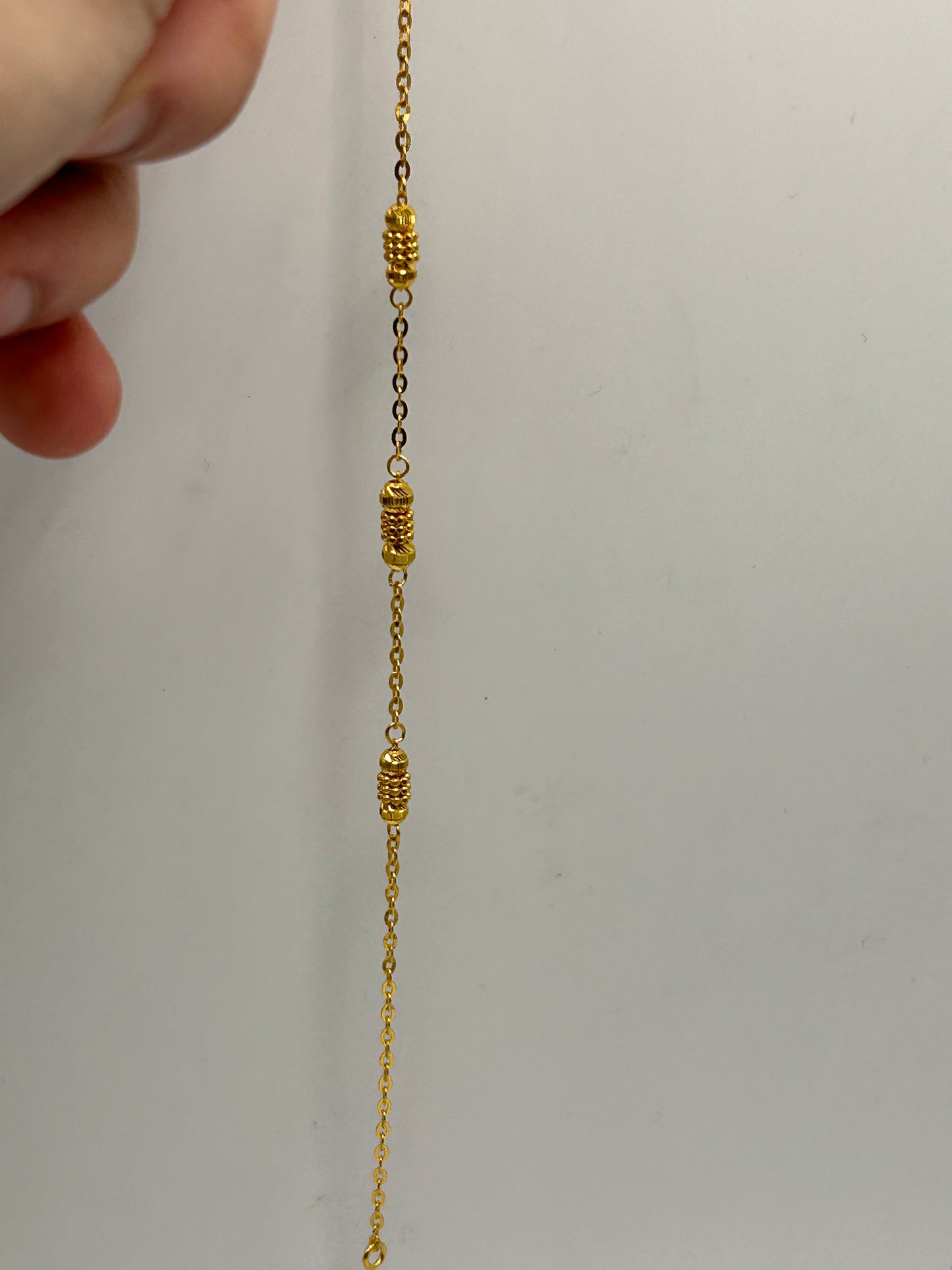 22ct Gold Bracelet - 2.5 grams, (Hallmarked):