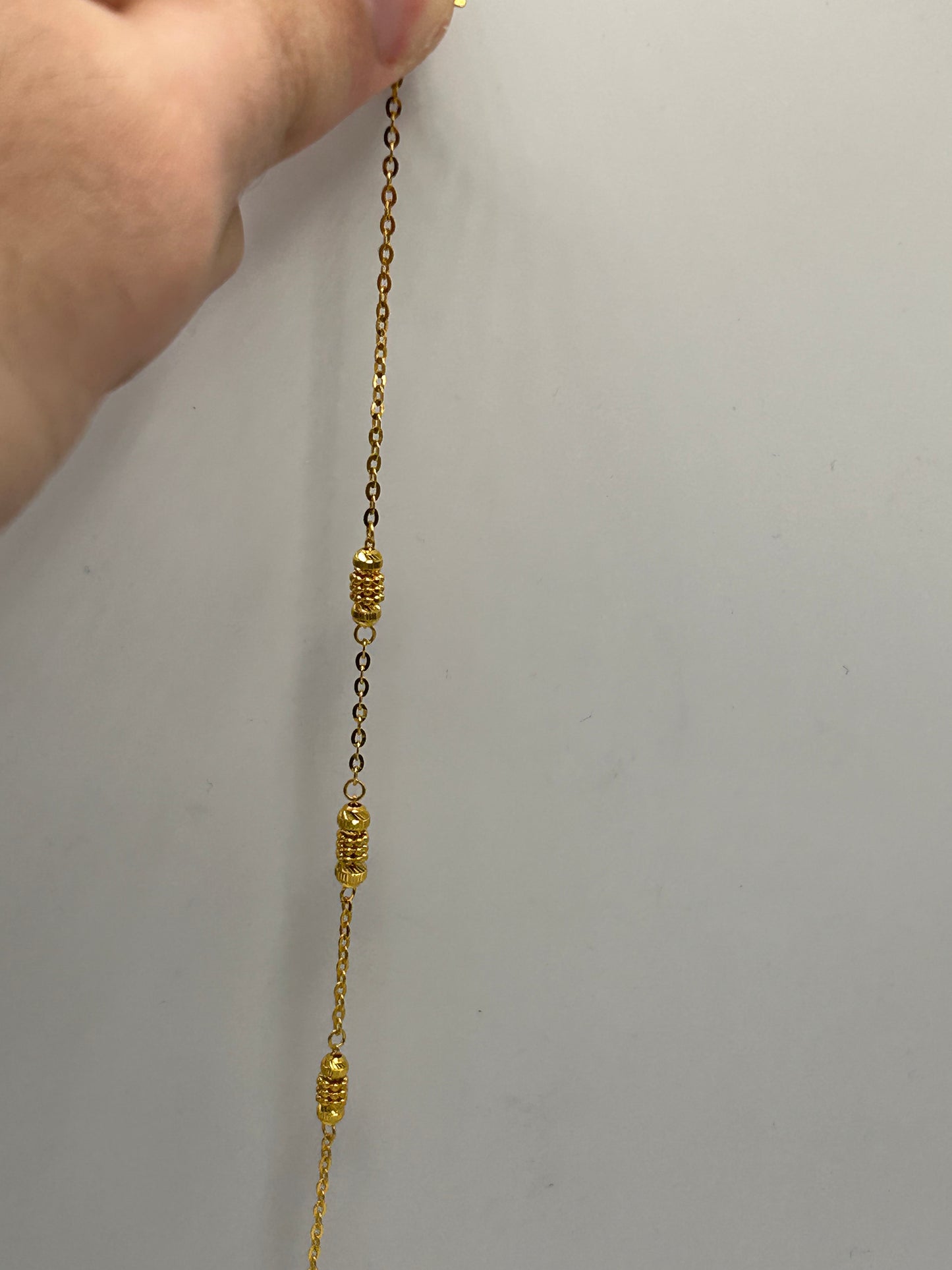 22ct Gold Bracelet - 2.5 grams, (Hallmarked):