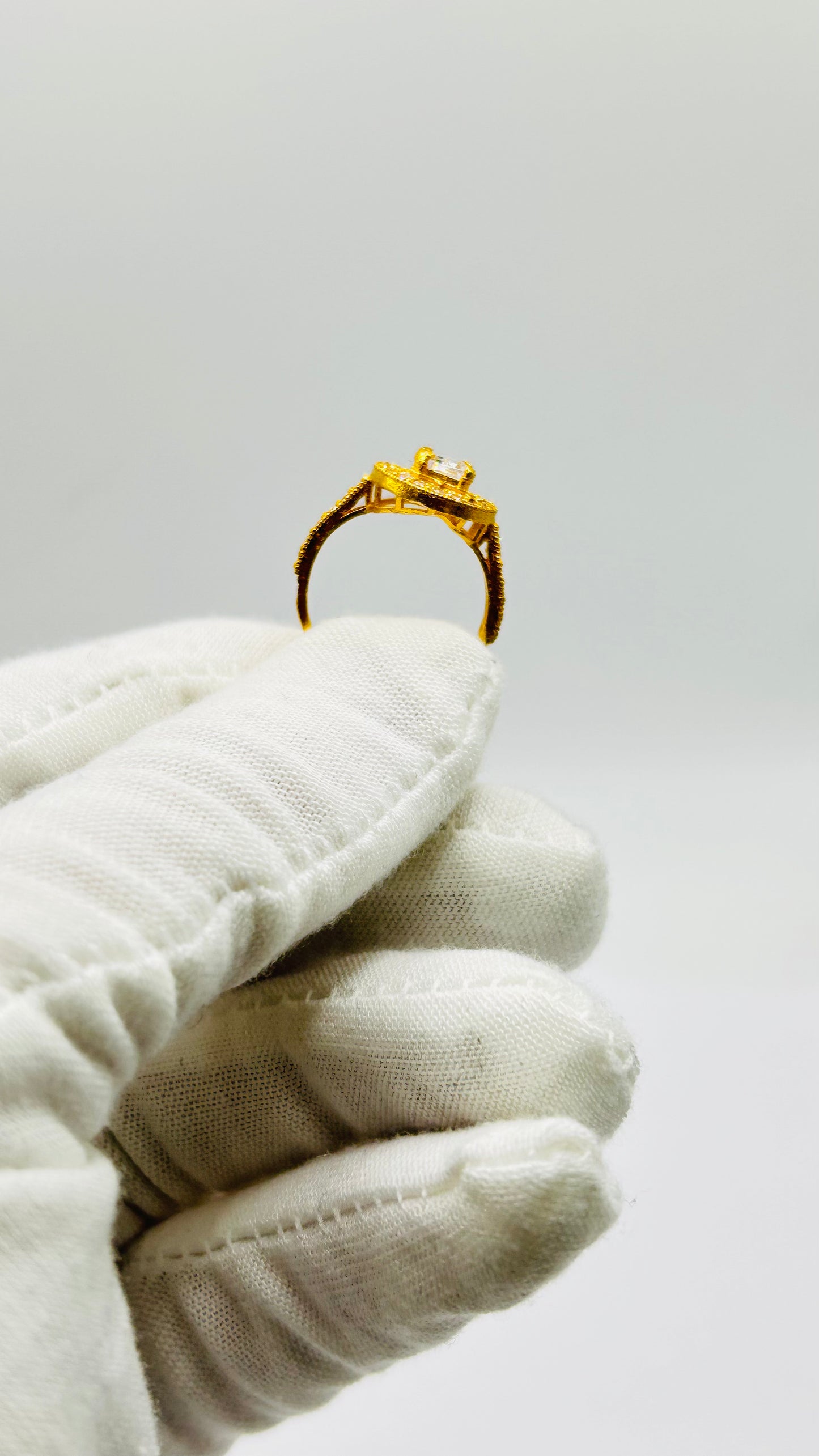 22ct Gold Ladies' Ring, 4g, Size M, Hallmarked – Flexible Payments Available