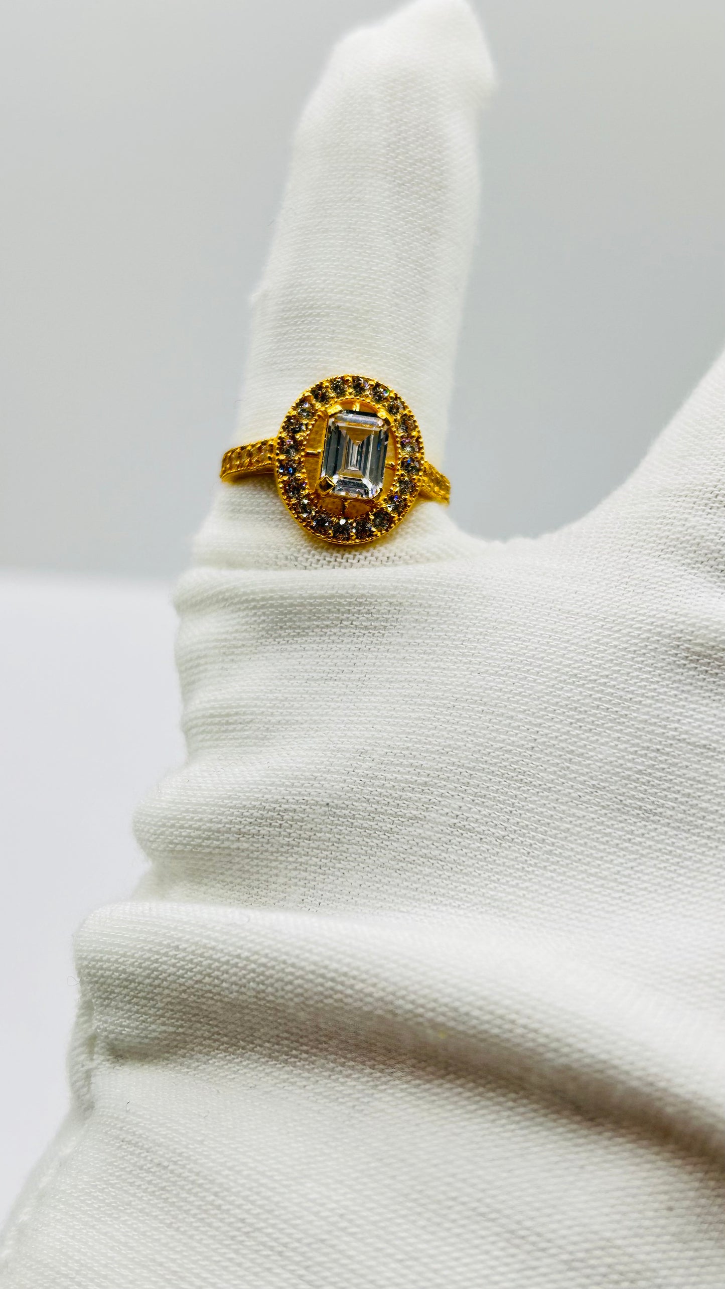 22ct Gold Ladies' Ring, 4g, Size M, Hallmarked – Flexible Payments Available