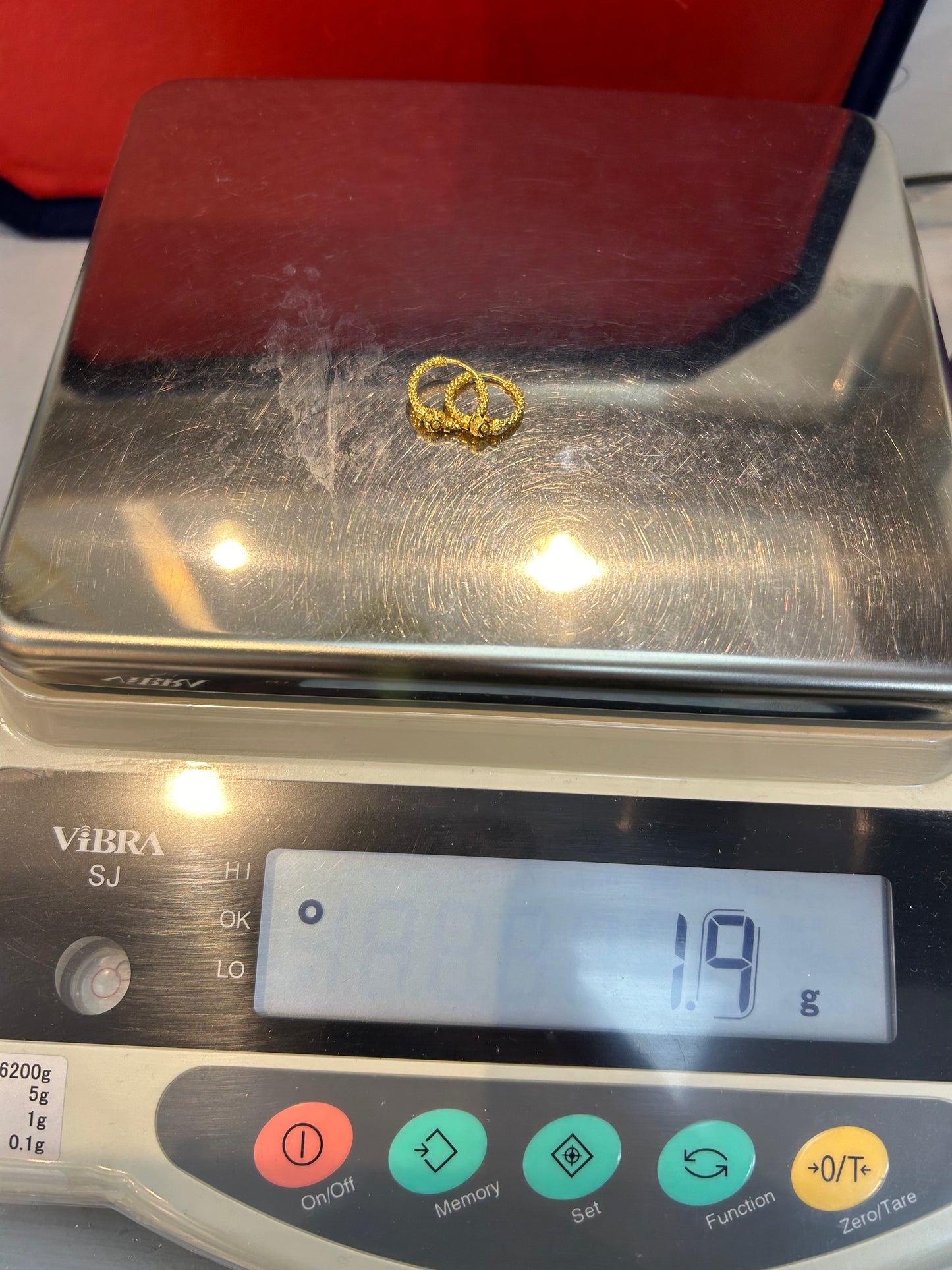 22ct Gold Ladies' Earrings, 1.9g, Hallmarked