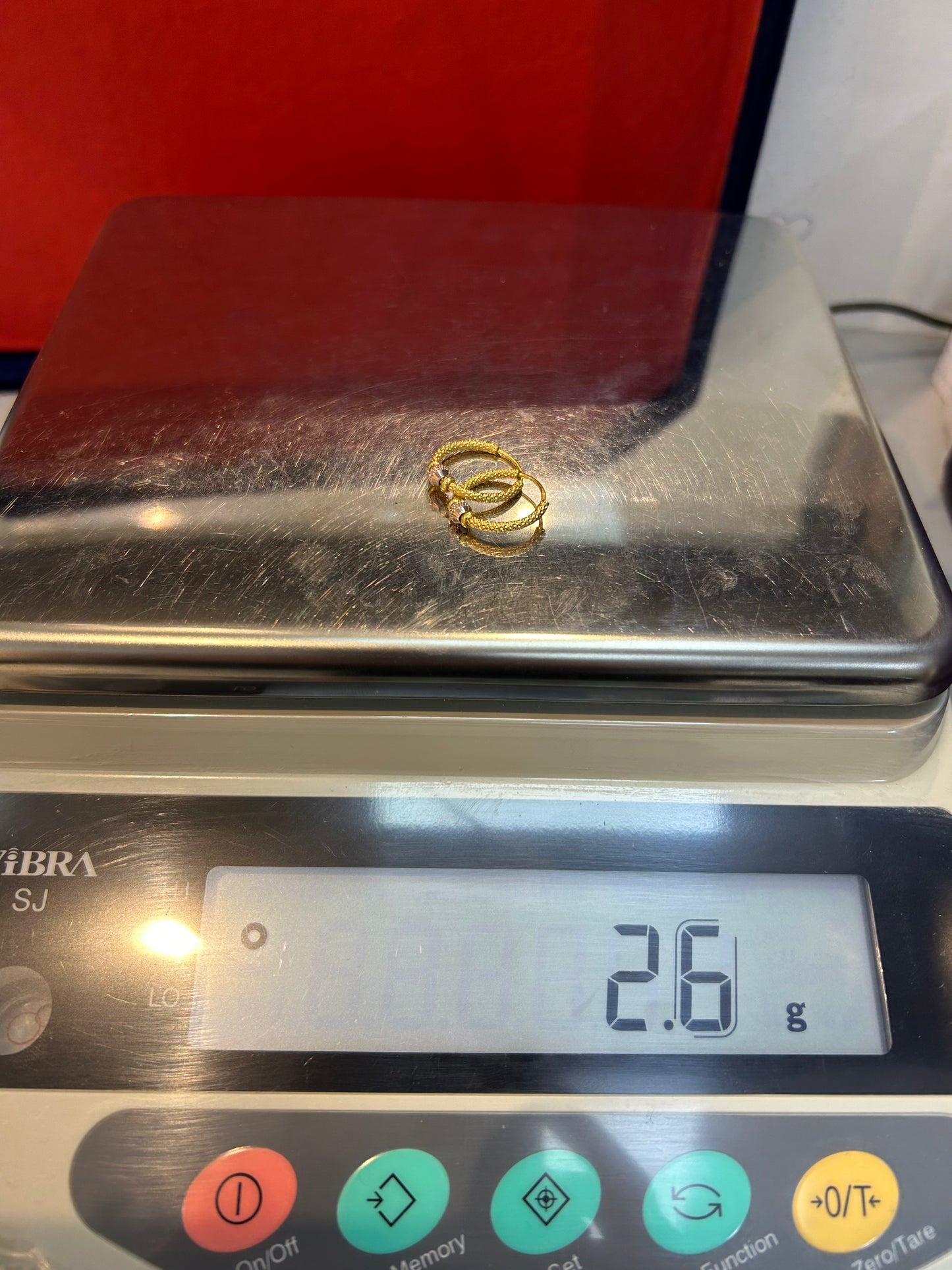 22ct Gold Hallmarked Earrings - 2.6g