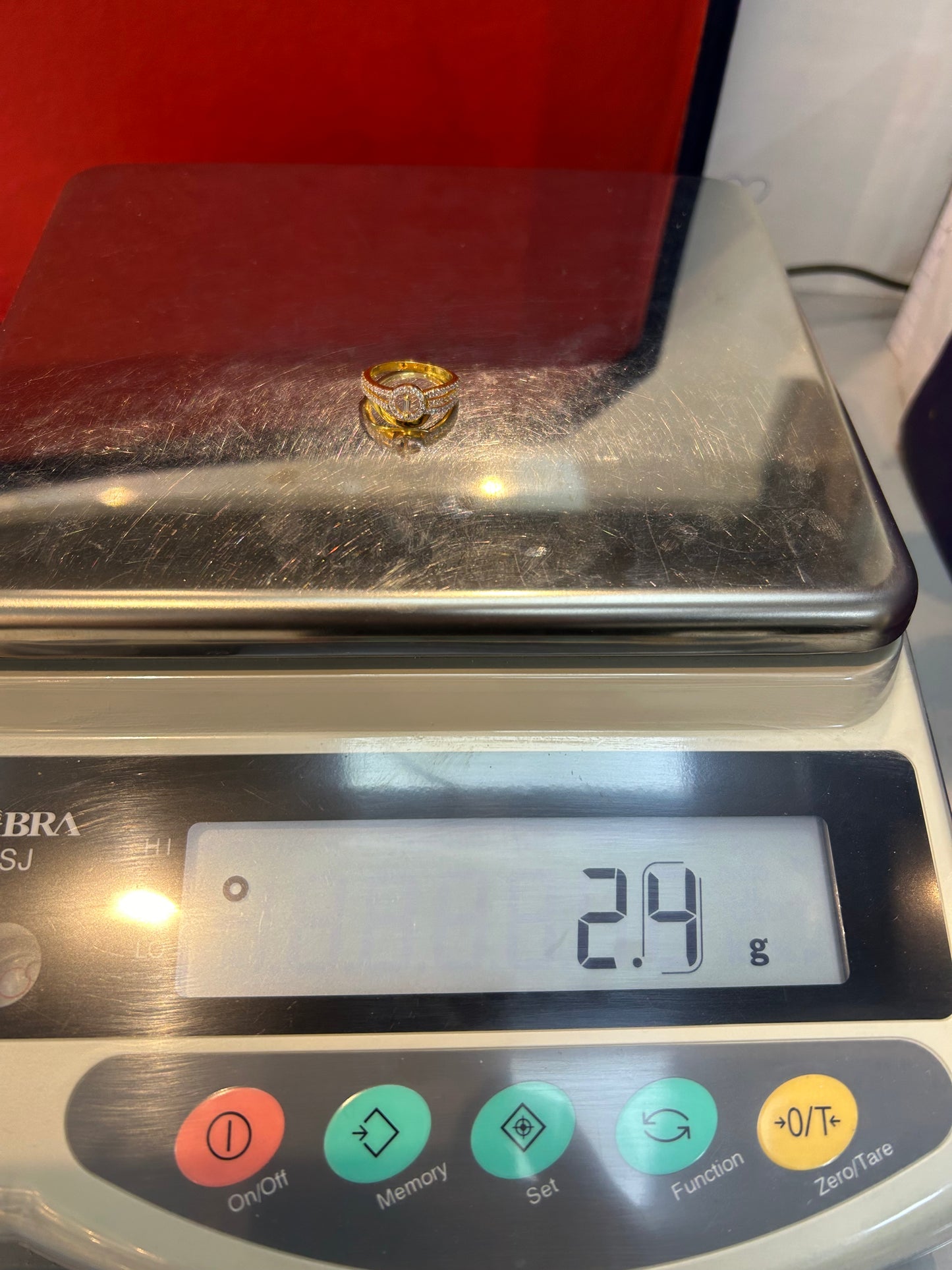 22ct Gold Ladies Ring - 2.4g Size J½
