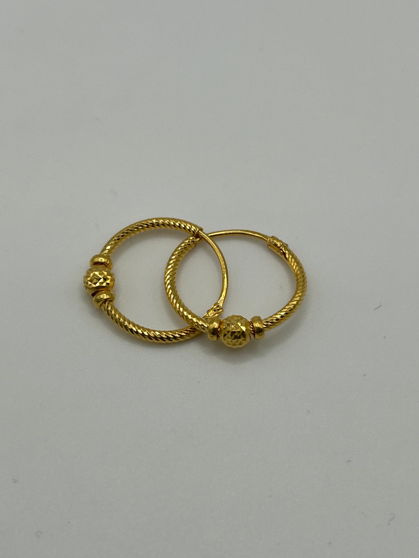 22ct Gold Hallmarked Earrings - 1.9g