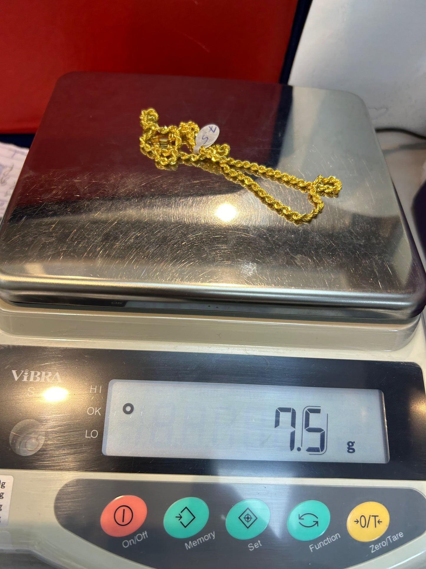 Timeless Elegance: 22ct Gold Hollow Rope Chain (7.5g, 18 Inches, Hallmarked)