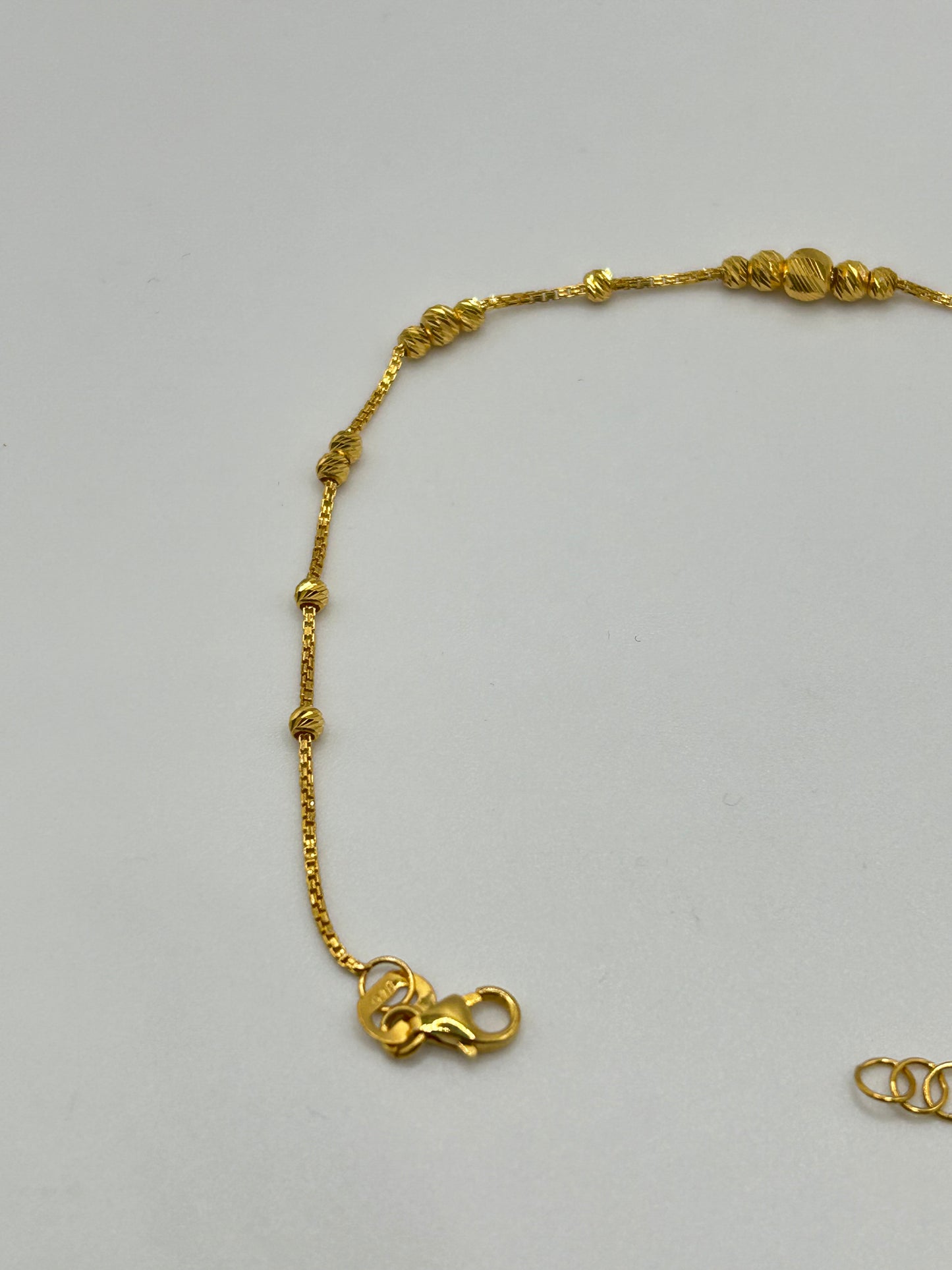 22ct Gold Bracelet – 2.6g, 7.5 Inches, Hallmarked