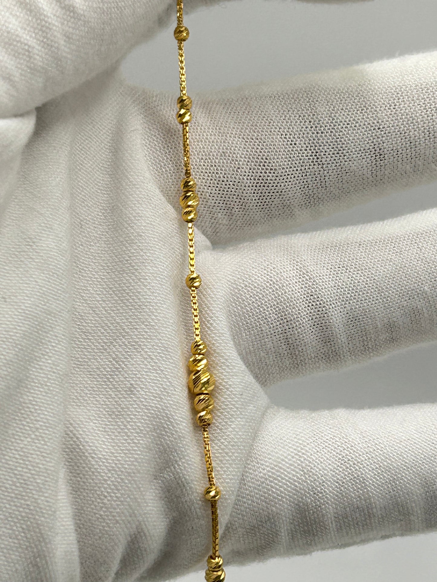 22ct Gold Bracelet – 2.6g, 7.5 Inches, Hallmarked