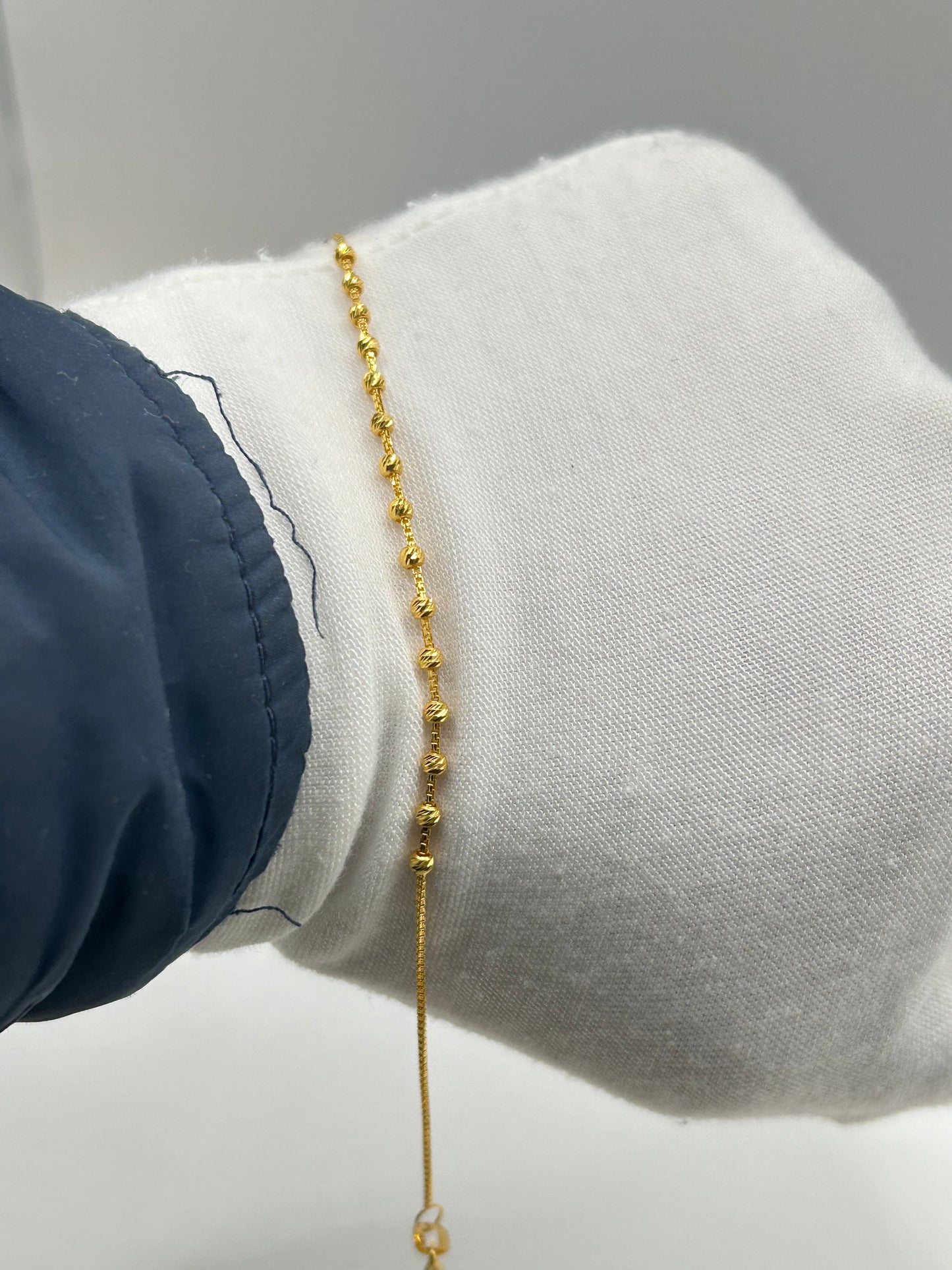 22ct Gold Bracelet – 2.2g, 7.5 Inches, Hallmarked