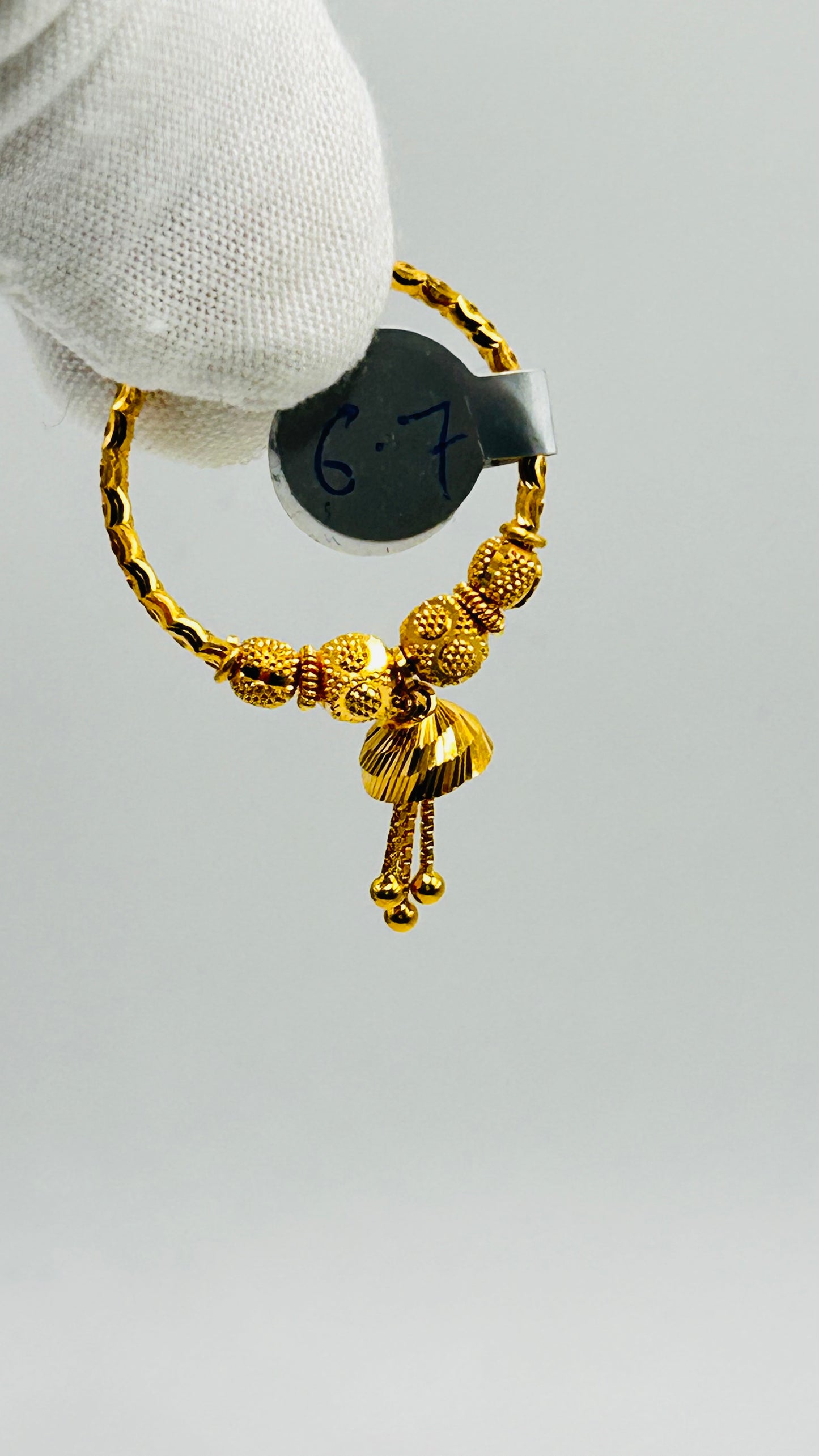 22ct Gold Earrings – 6.7g, Hallmarked