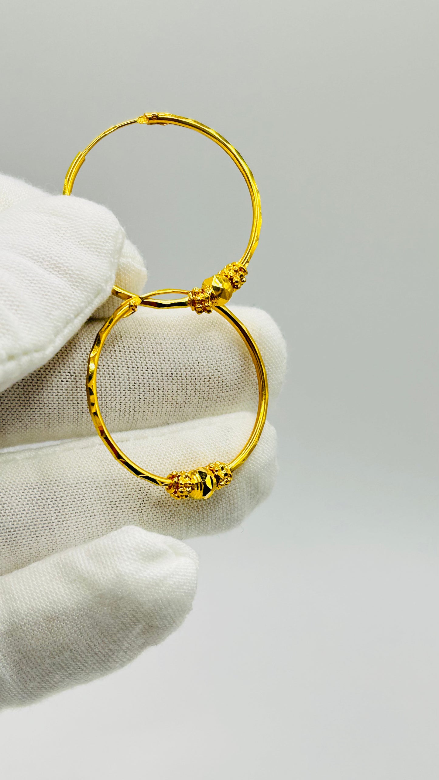 22ct Gold Earrings – 4.3g, Hallmarked