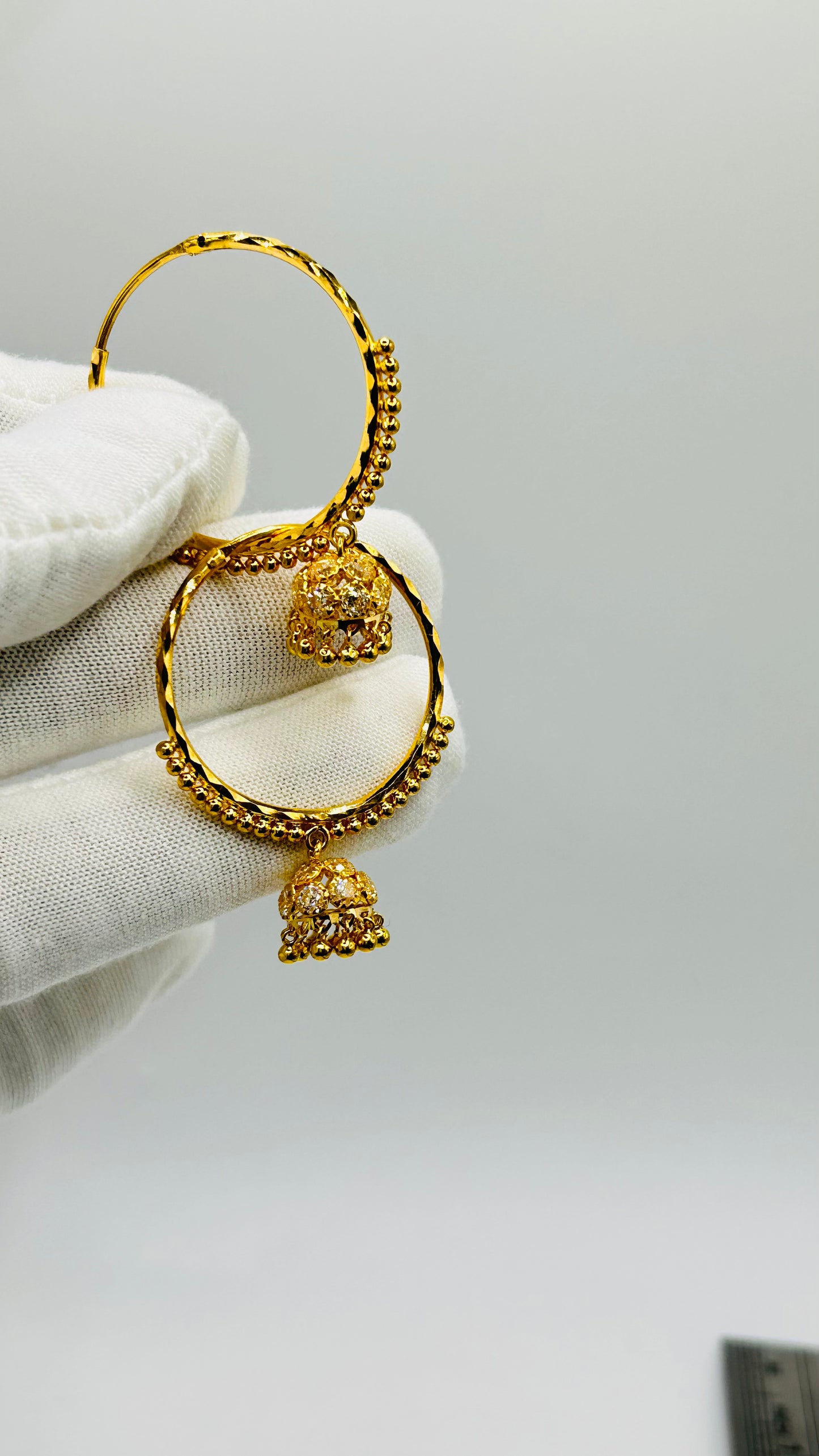 22ct Gold Earrings – 6.6g, Hallmarked