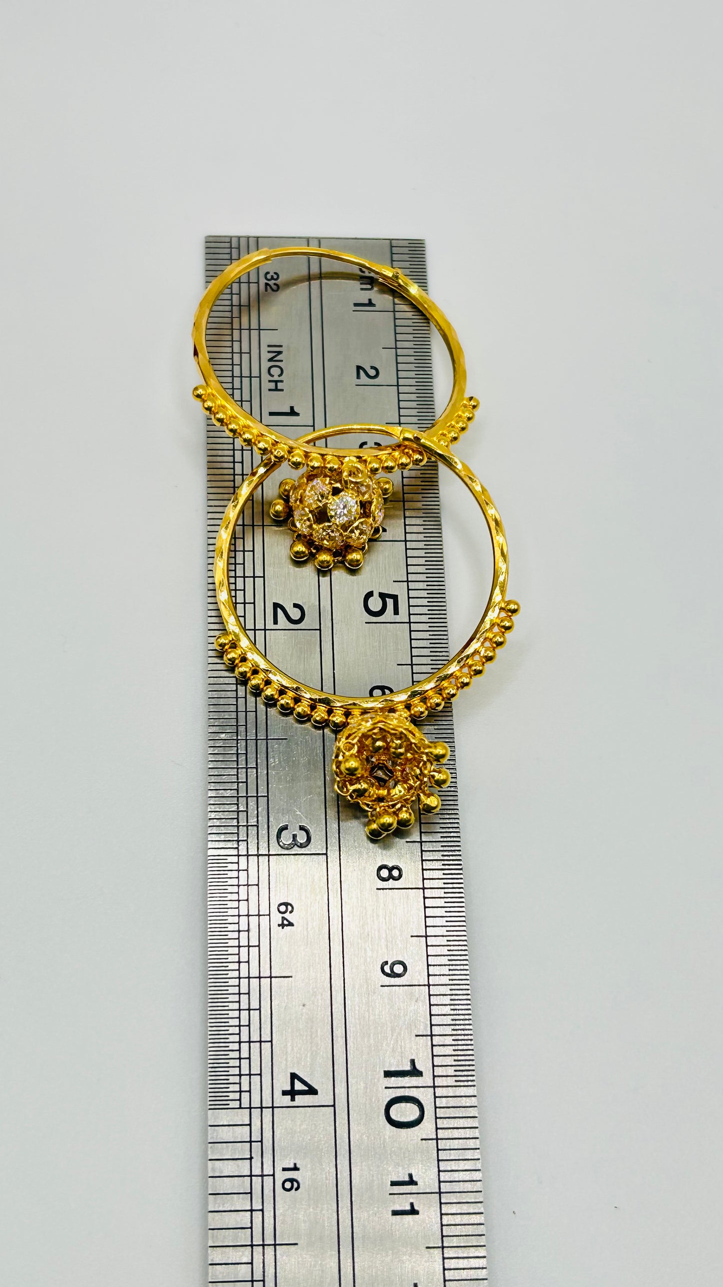 22ct Gold Earrings – 6.6g, Hallmarked