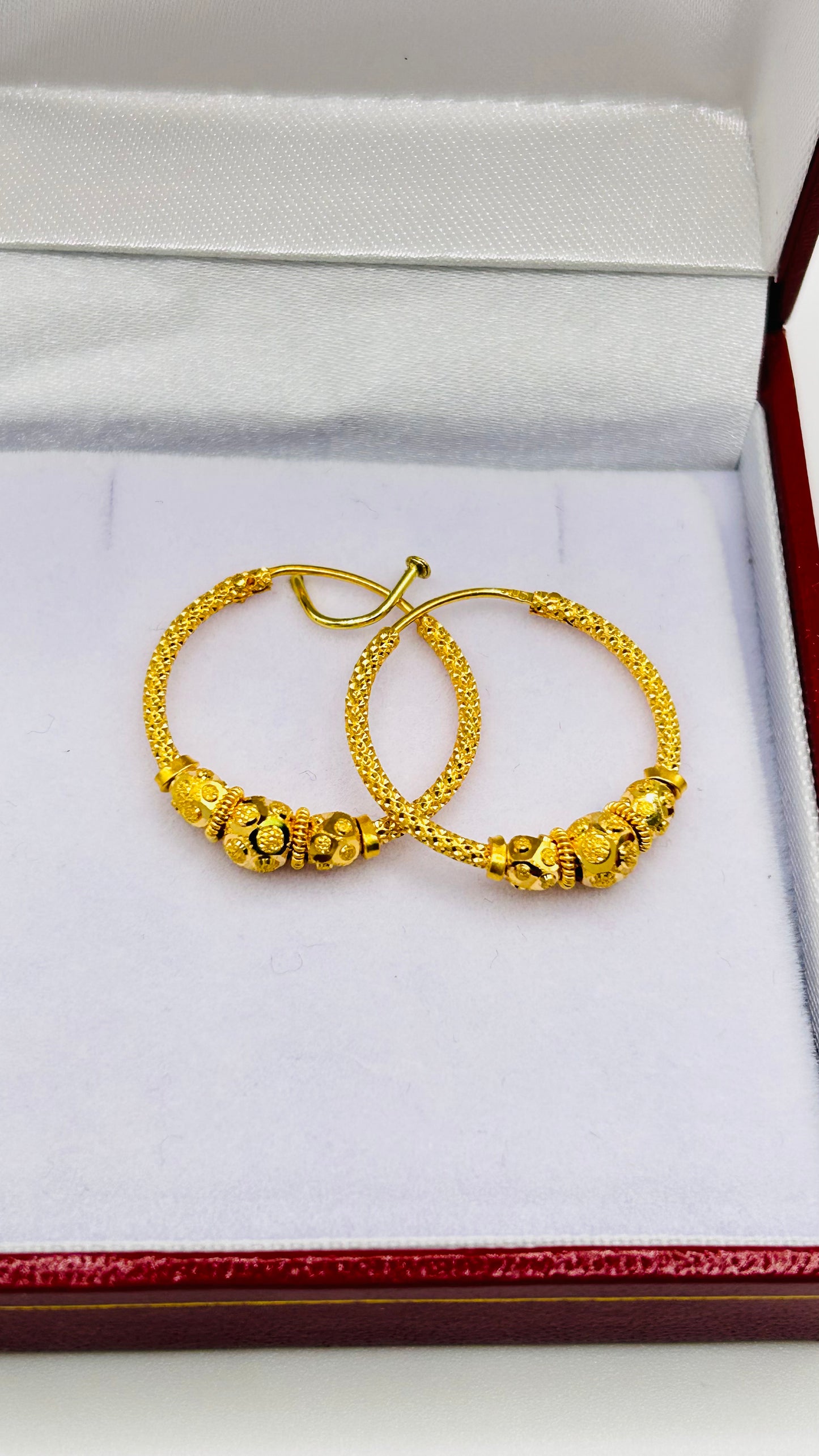 22ct Gold Earrings – 3.3g, Hallmarked