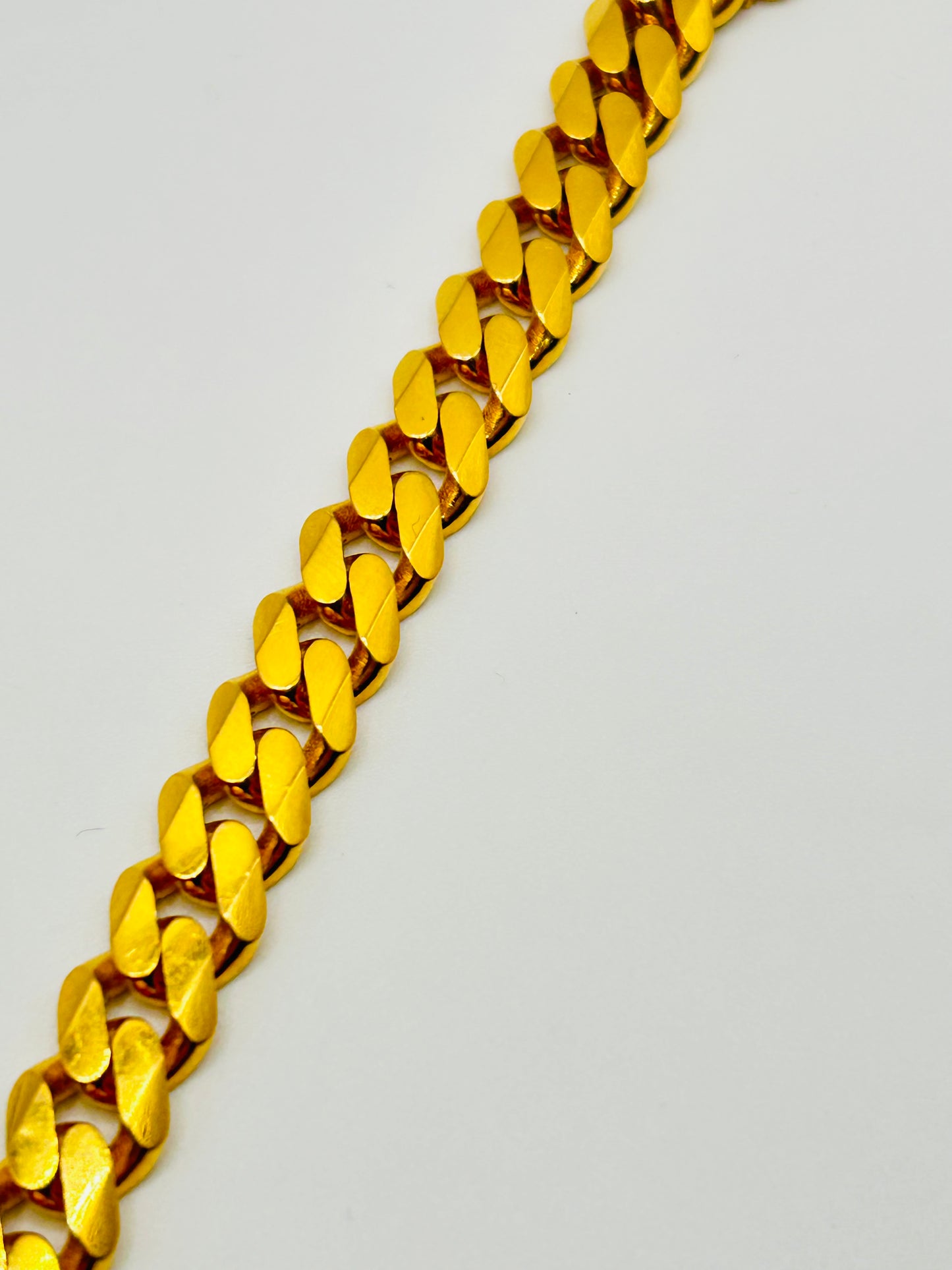 22ct Gold Bracelet – 20.8g 8 Inch (Hollow, Hallmarked & Punched)