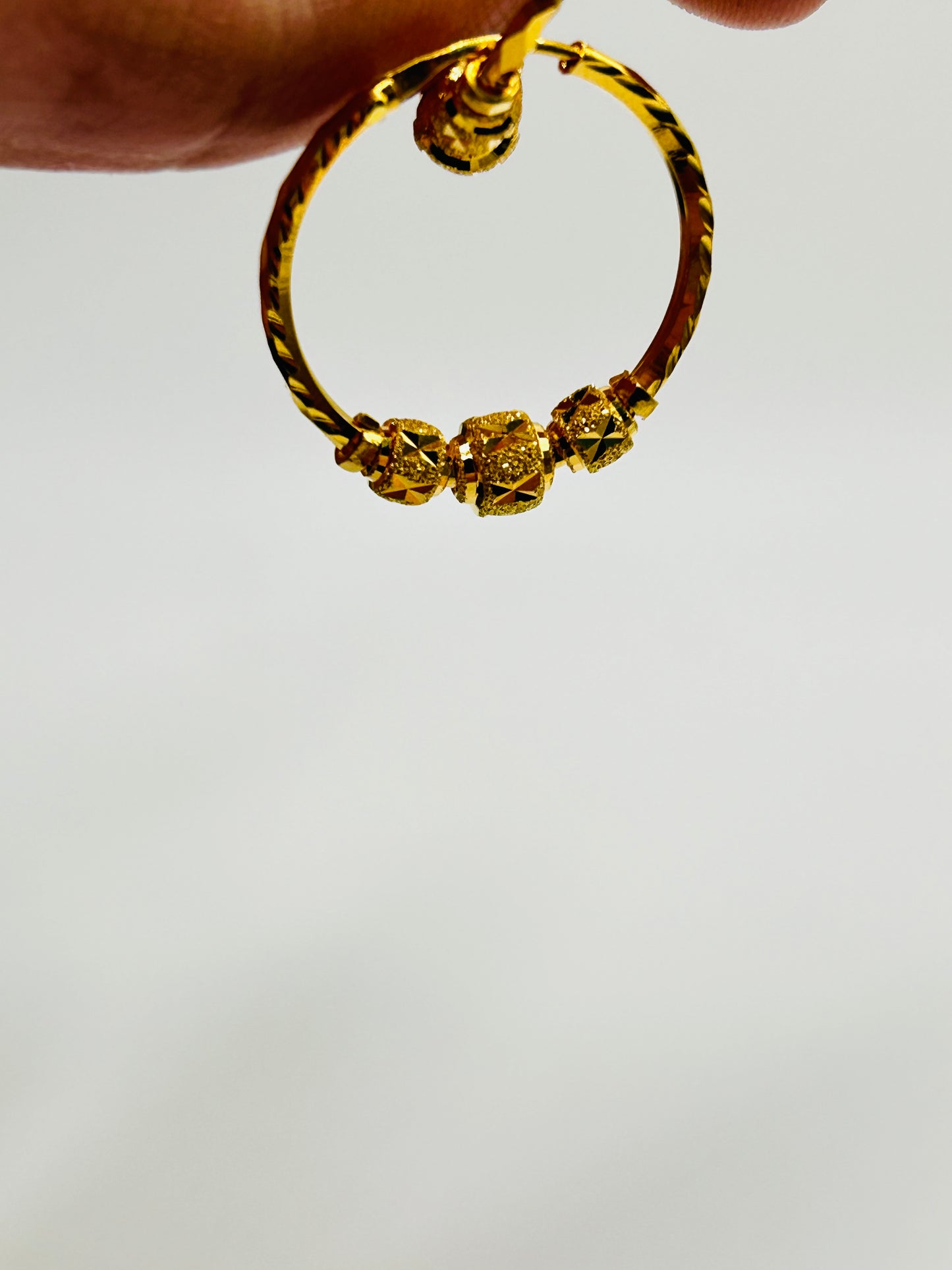 22ct Gold Earrings – 3.3g (Hallmarked)