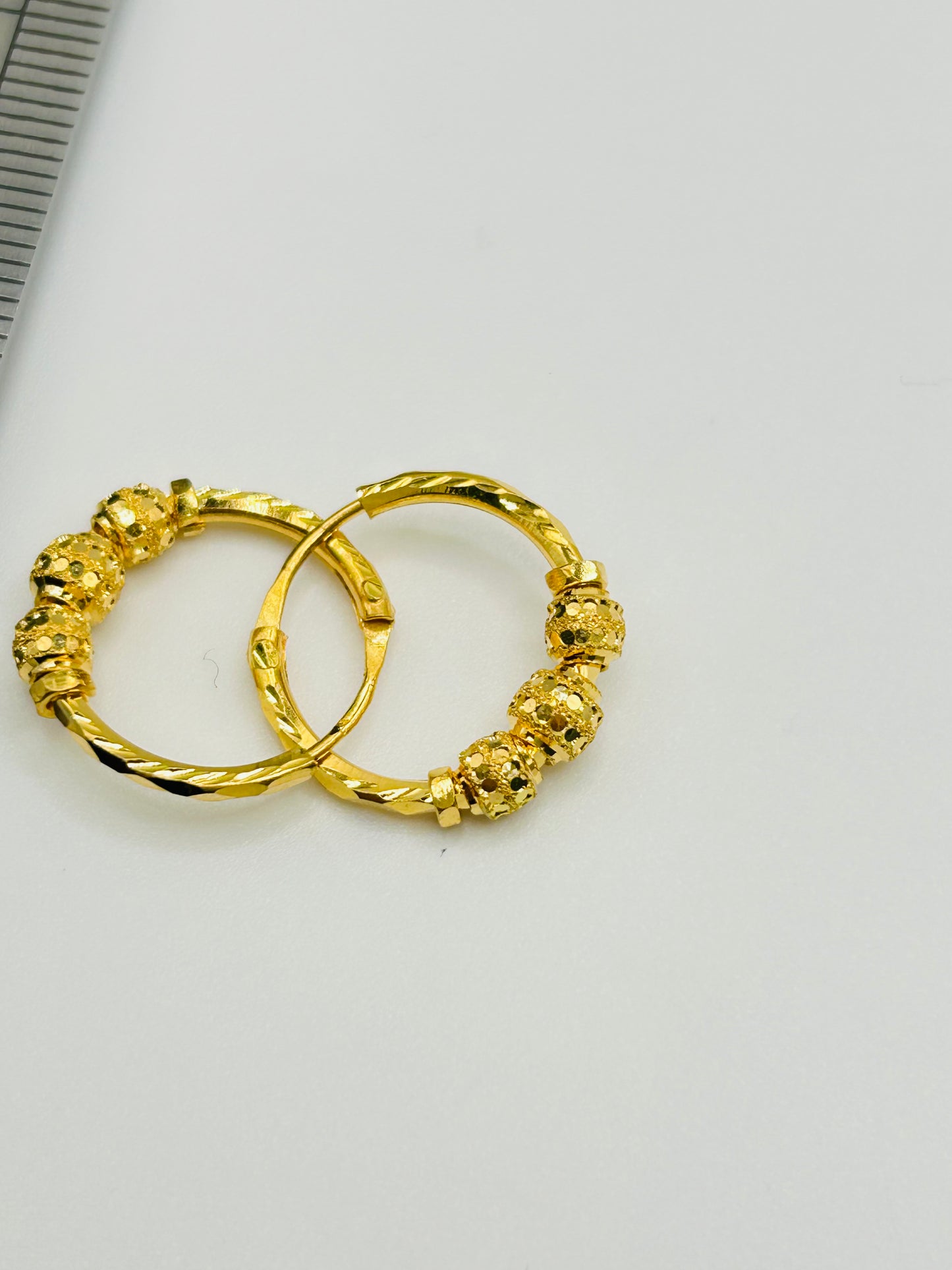 22ct Gold Earrings β 2.1g (Hallmarked)