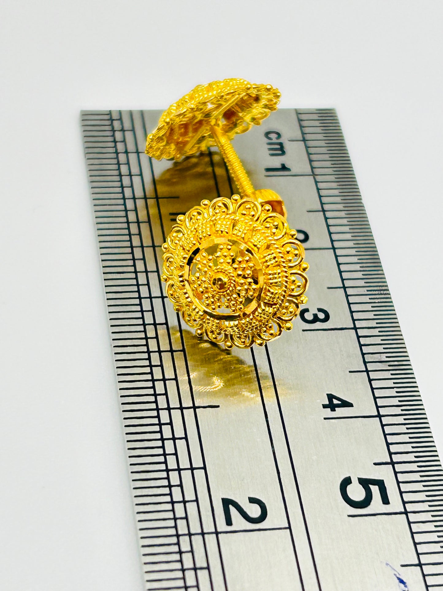 22ct Gold Tops/Studs – 3.7g (Hallmarked)