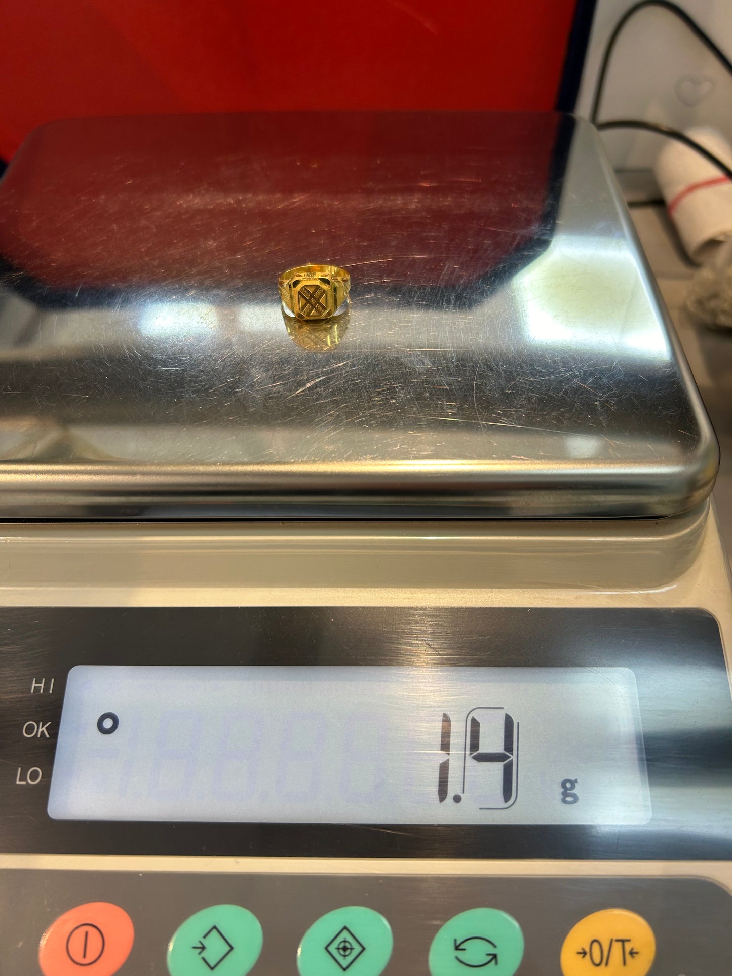 22ct Gold Baby Ring – 1.4g, Hallmarked