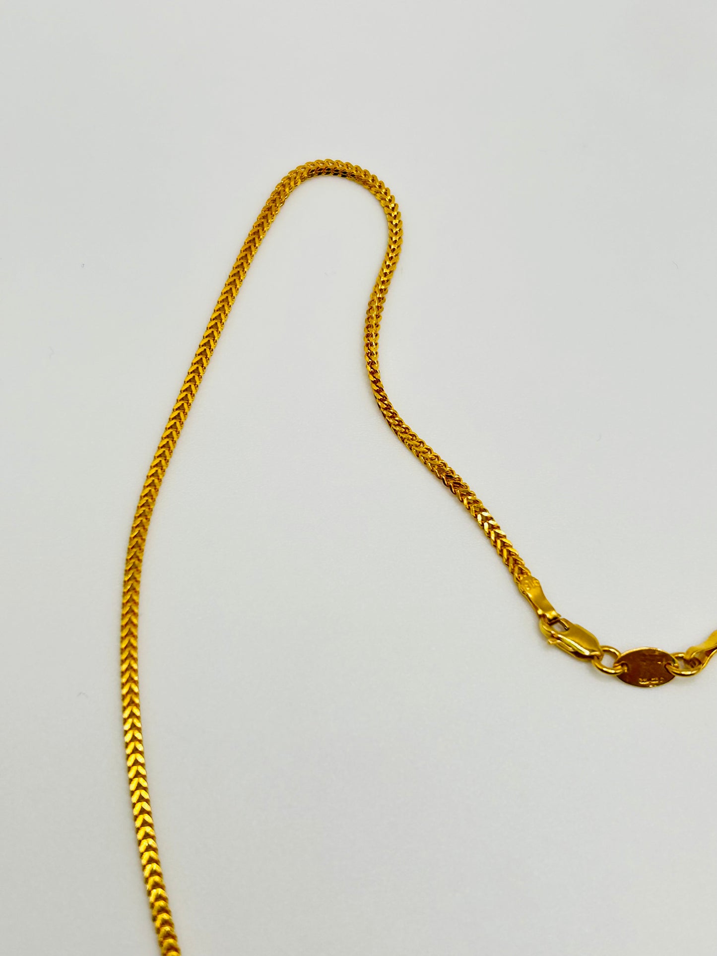 22ct Gold Chain – 7.6g, 18" Hallmarked