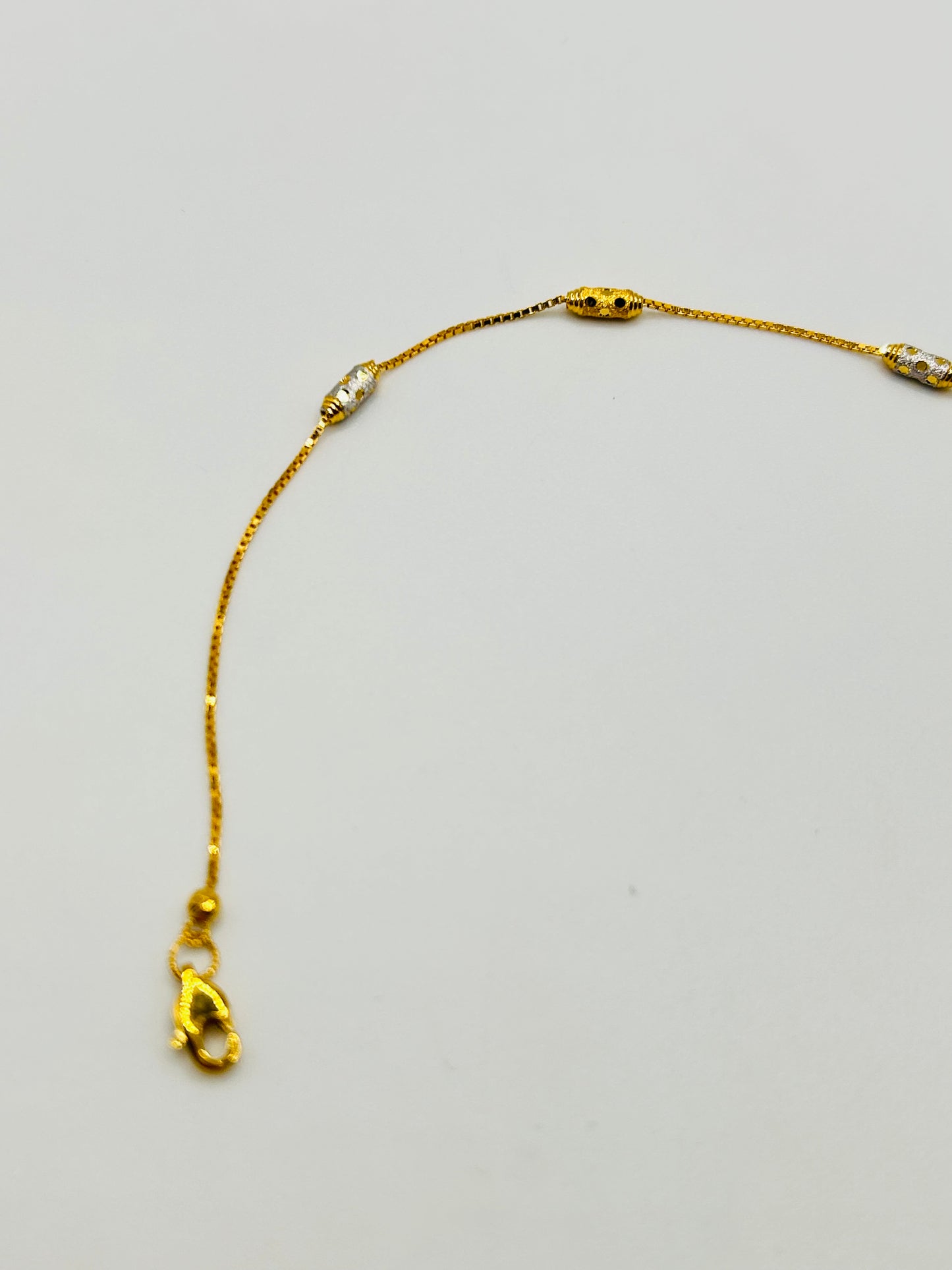 22ct Gold Bracelet – 1.7g, Hallmarked, 7 inch
