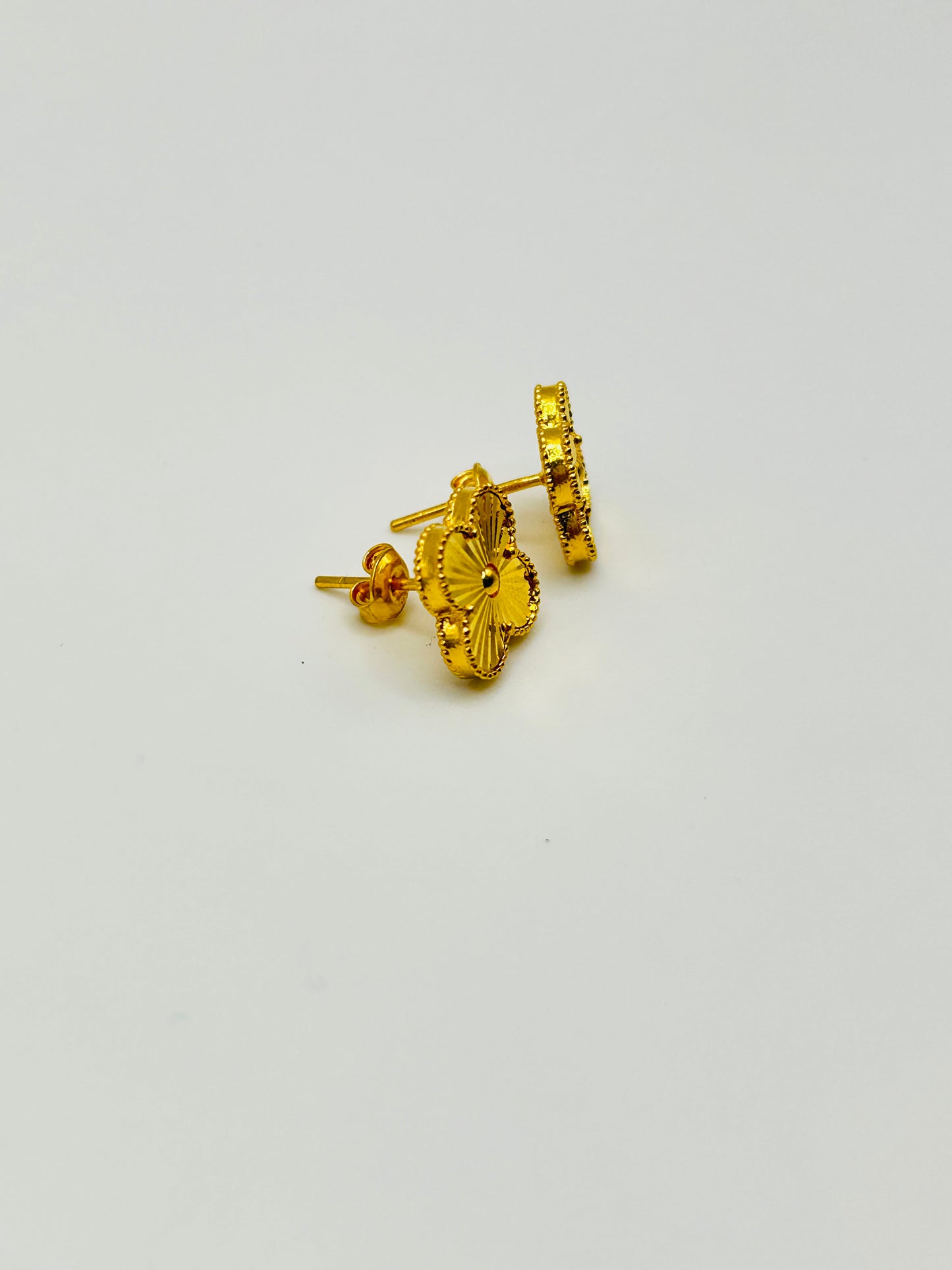 22ct Gold Stud Earrings – 4.4g, Hallmarked