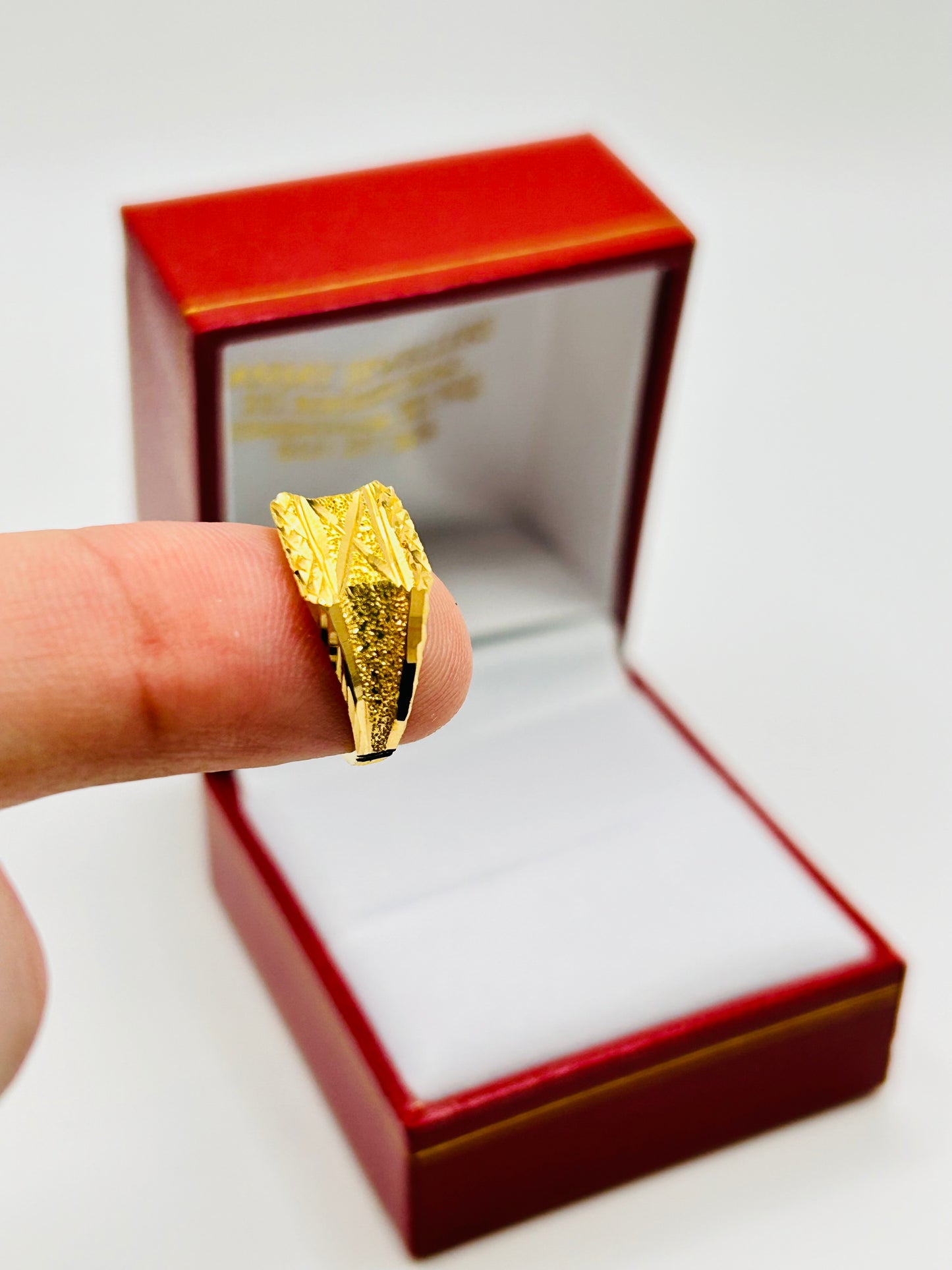 22ct Gold Baby Ring – 2.2g, Hallmarked