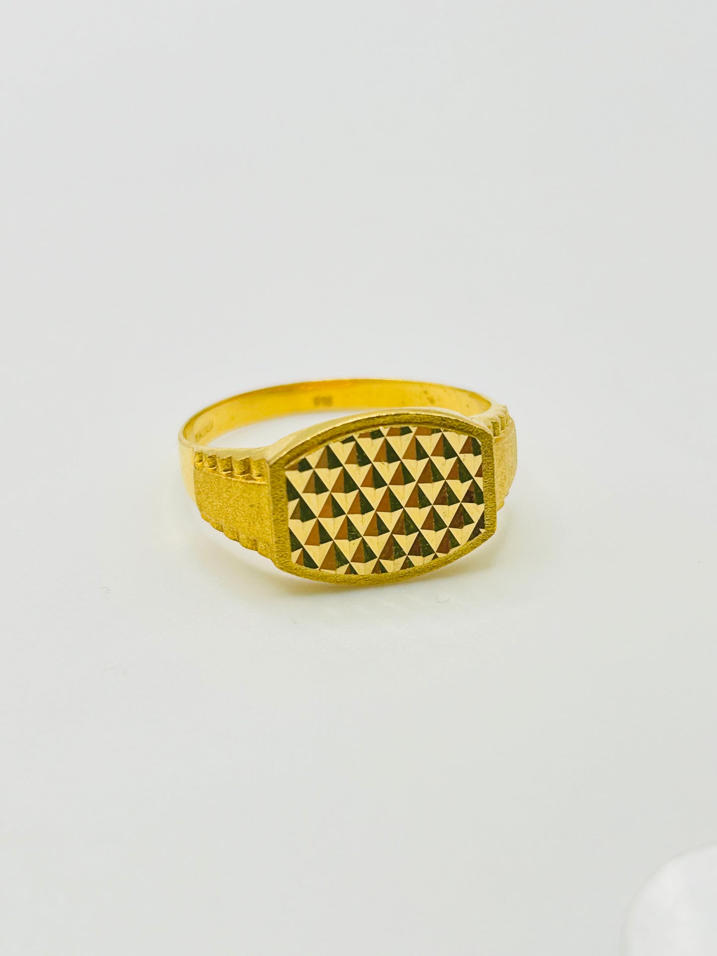 22ct Gold Men’s Ring – 4.0g, Hallmarked, Size U
