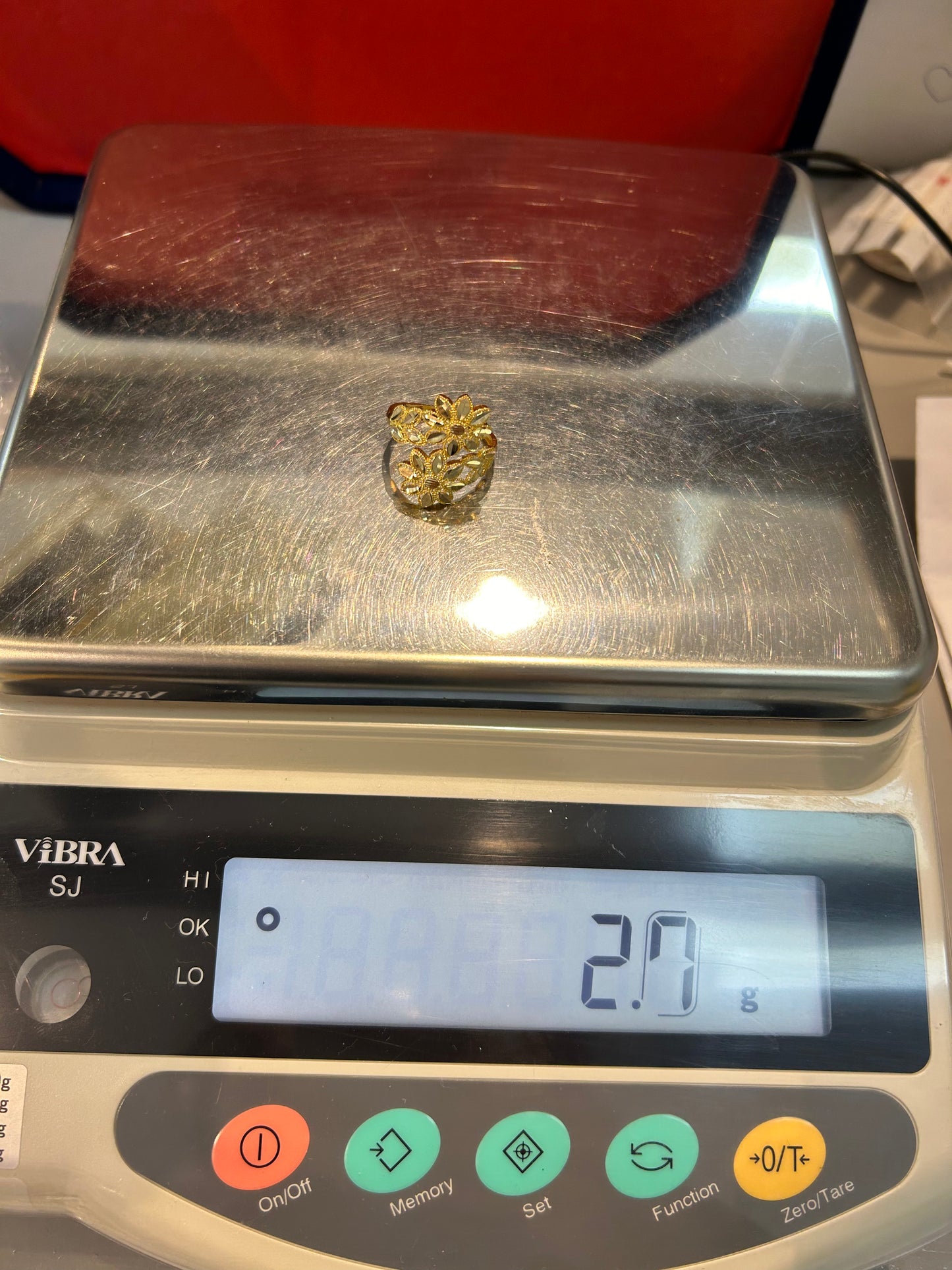 22ct Gold Ladies Ring β Size S (2.7g, Hallmarked)