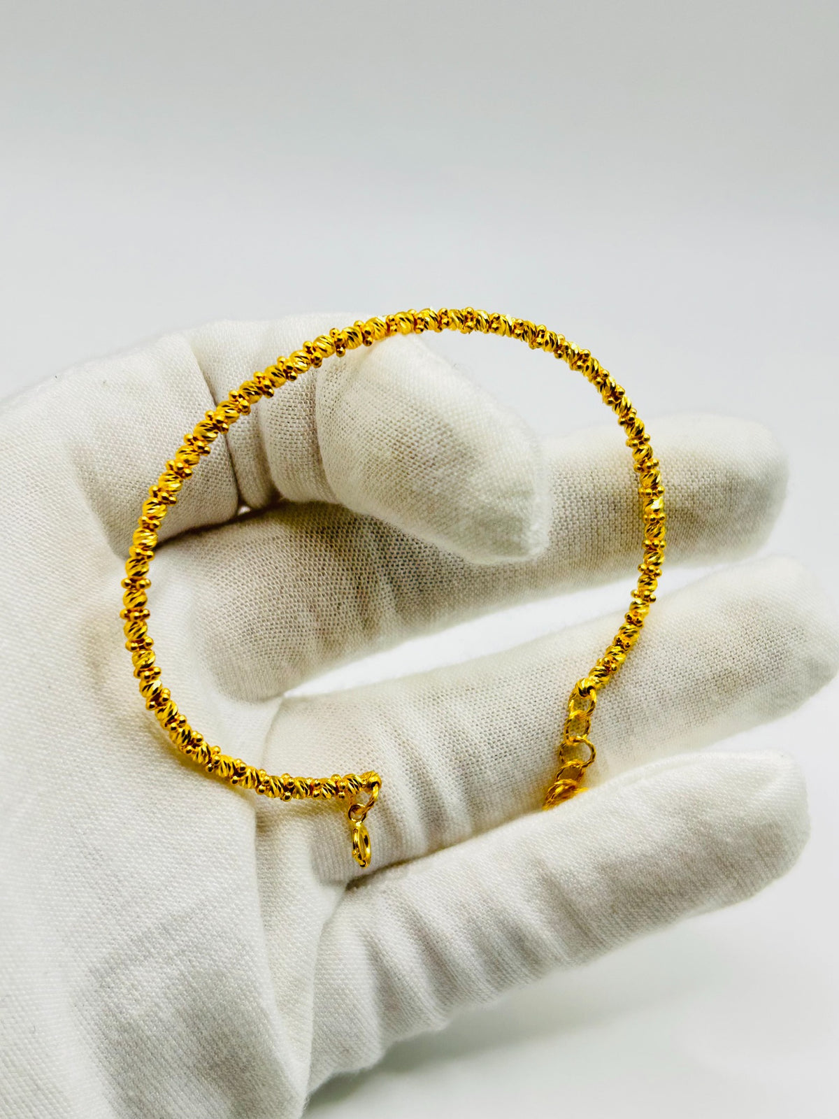 22ct gold bracelet 5.6g