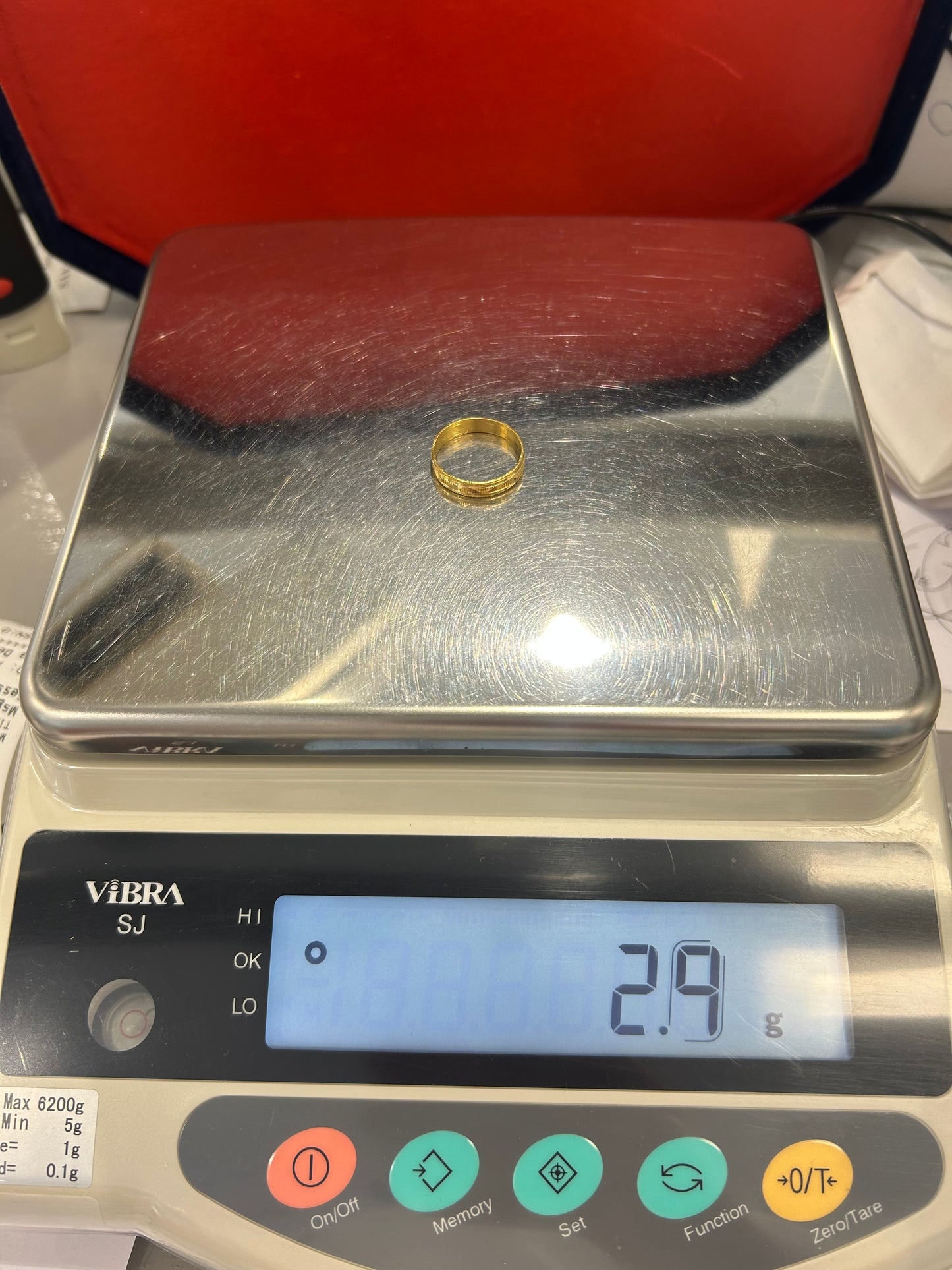 22ct Gold Band 2.9 grams size Q hallmarked