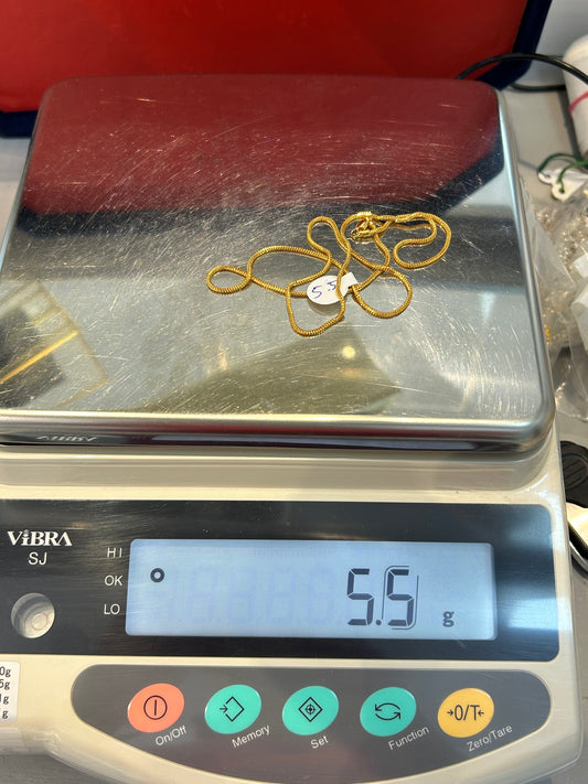 22ct Gold Chain 5.5 gram 20 inch Hallmarked