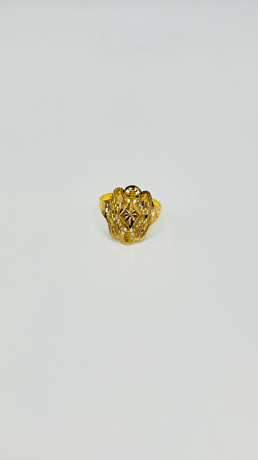 22ct Gold Ladies Ring – Size P½ (2.3g, Hallmarked)