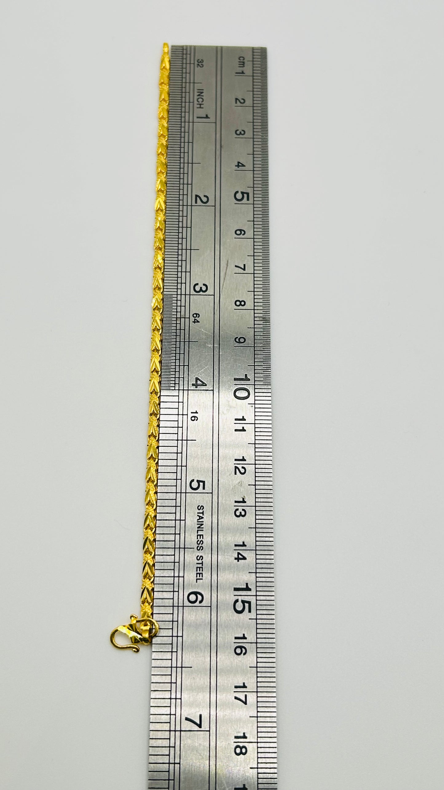 22ct Gold Ladies Bracelet – 5.9g (Hallmarked)