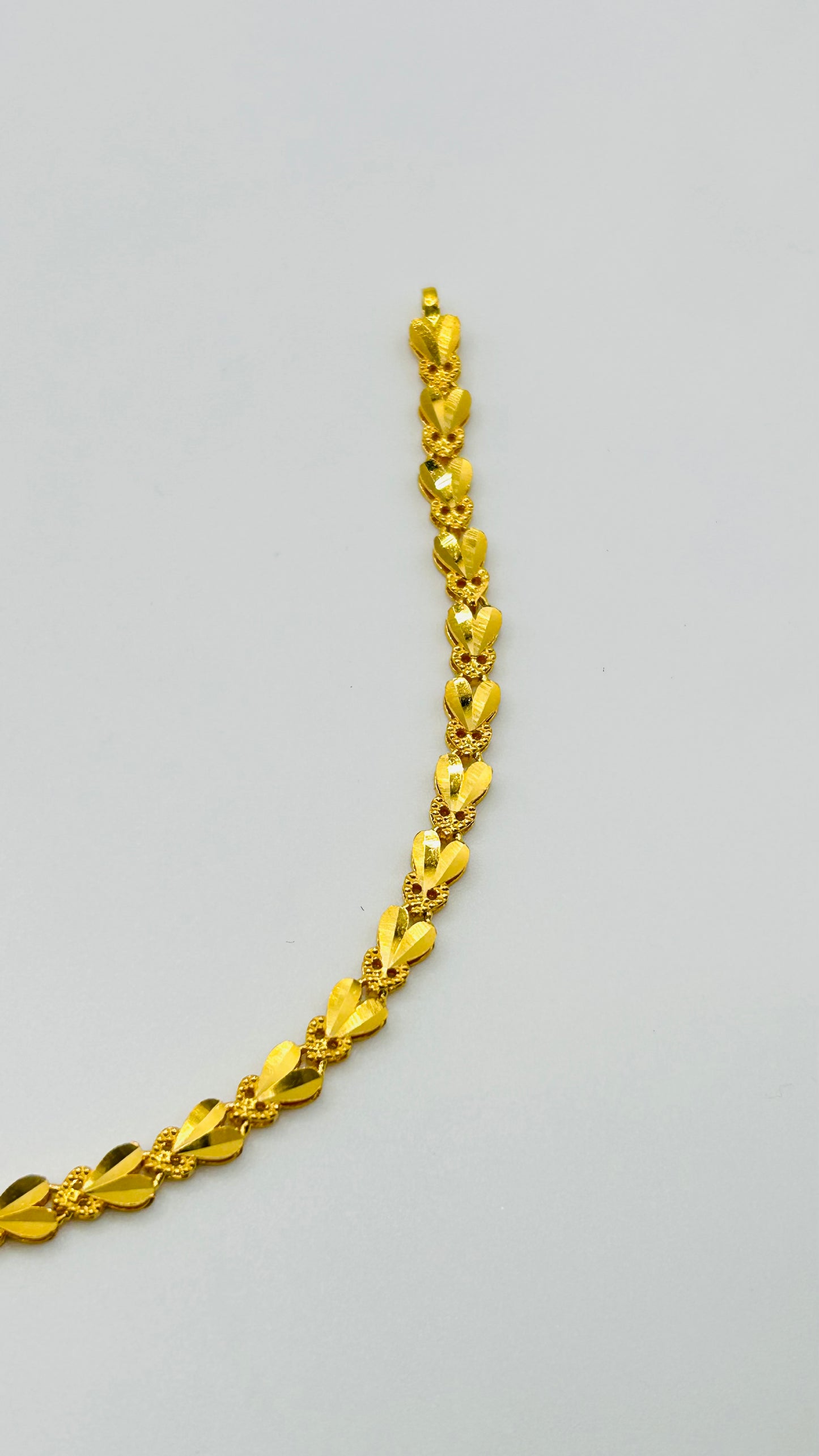 22ct Gold Ladies Bracelet – 8.8g (Hallmarked)