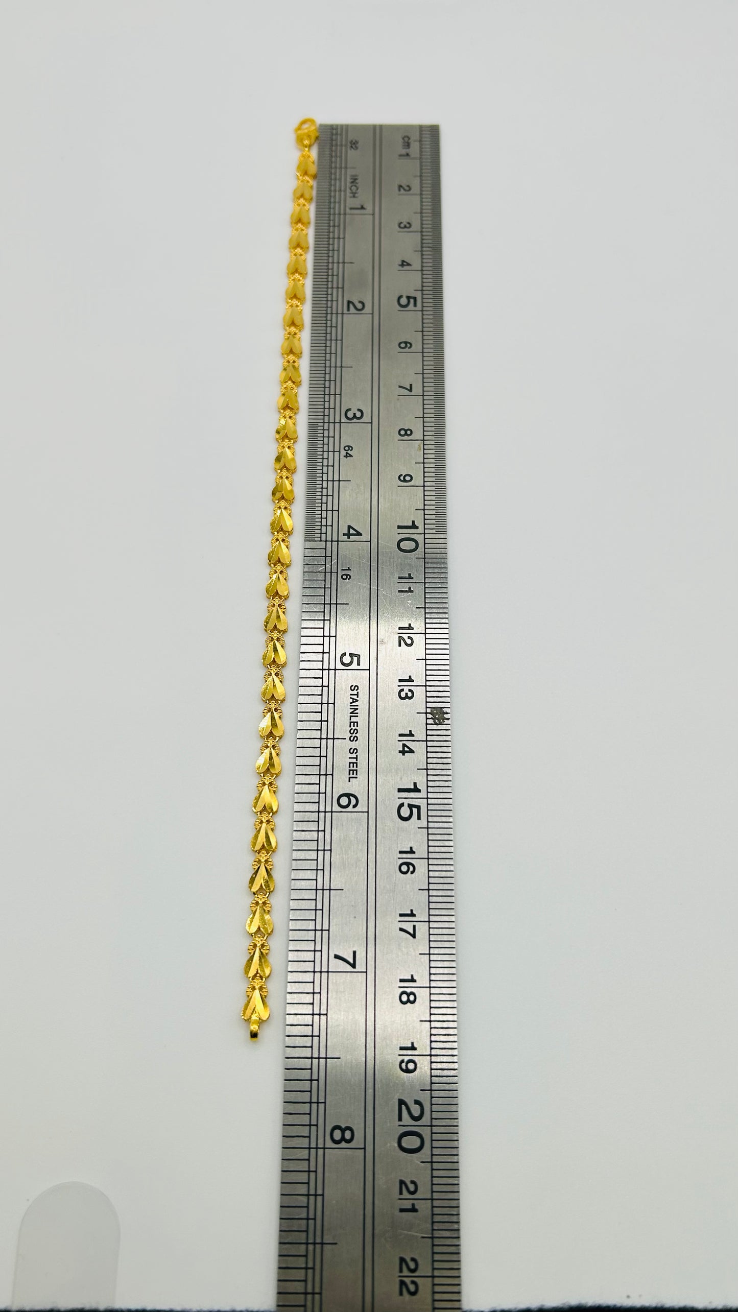 22ct Gold Ladies Bracelet – 8.8g (Hallmarked)