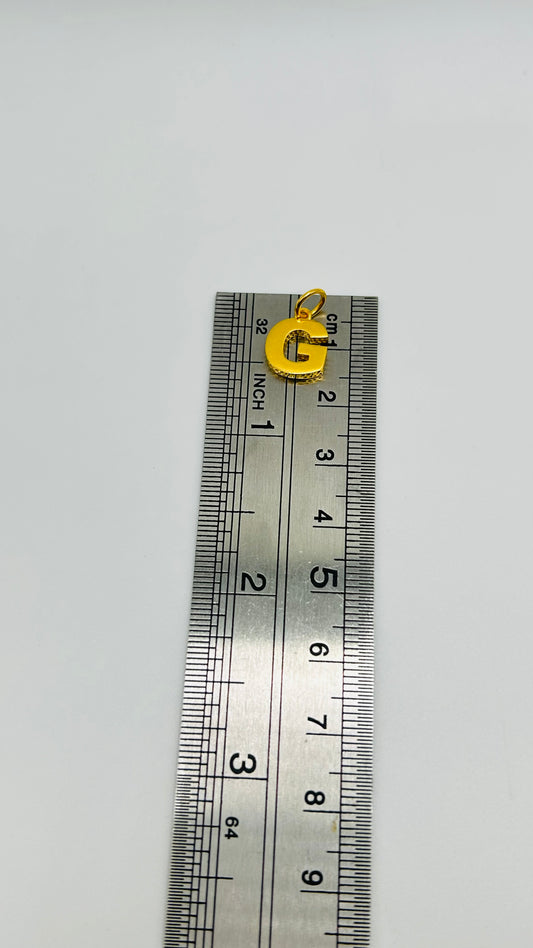 22ct Gold “G” Pendant – 0.9g