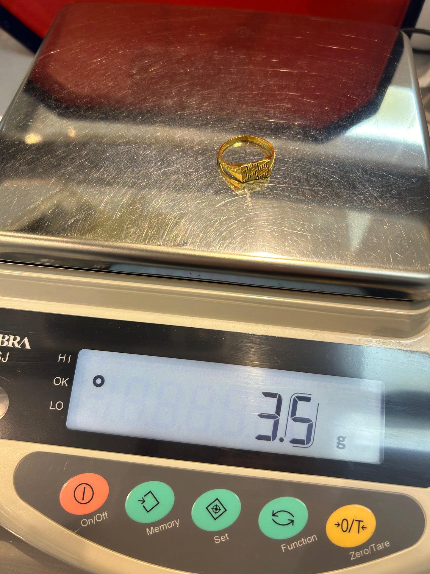 22ct Gold Men’s Ring – Size R (3.5g, Hallmarked)