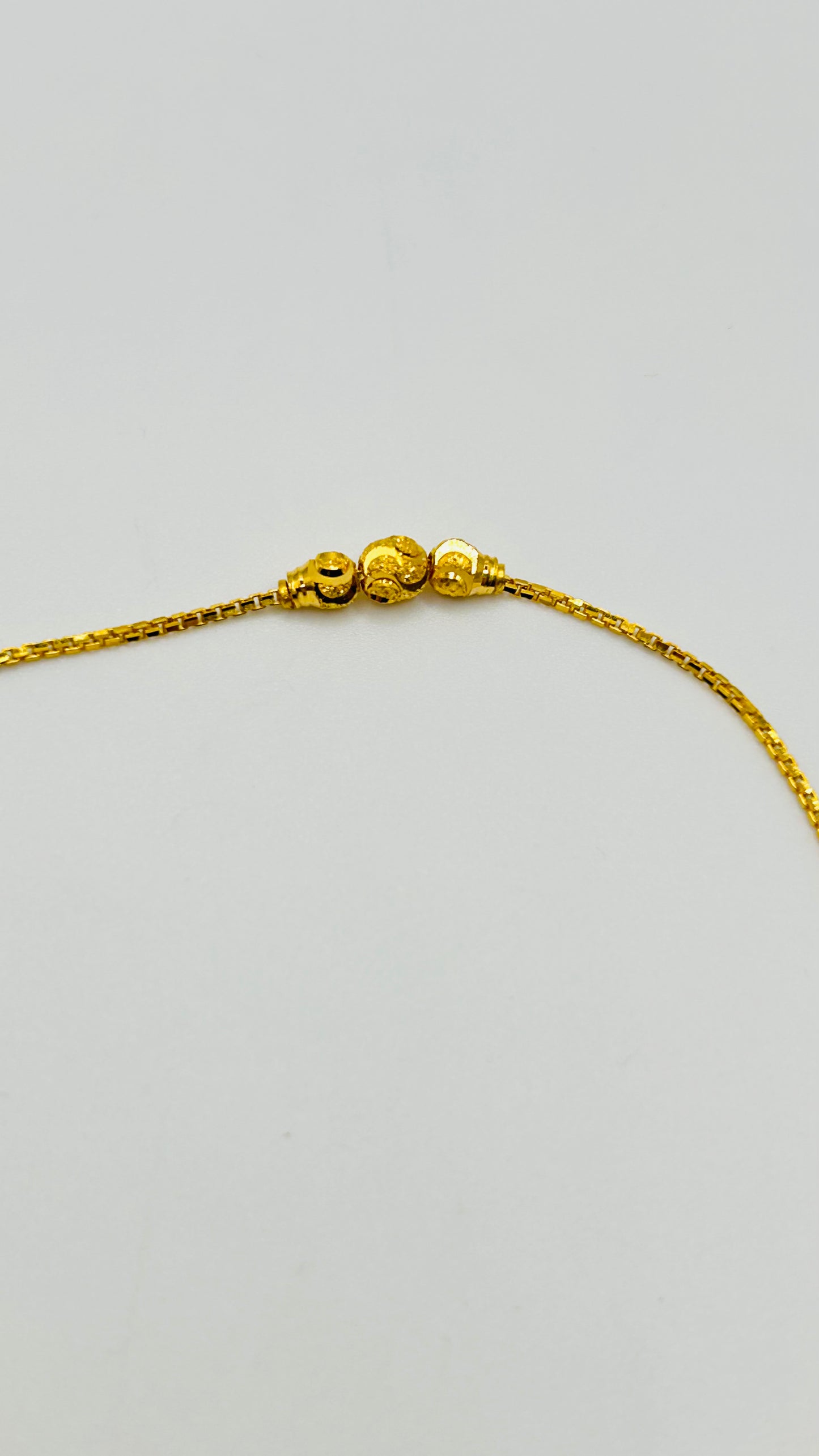 22ct Gold Ladies Bracelet – 2.8g (Hallmarked)