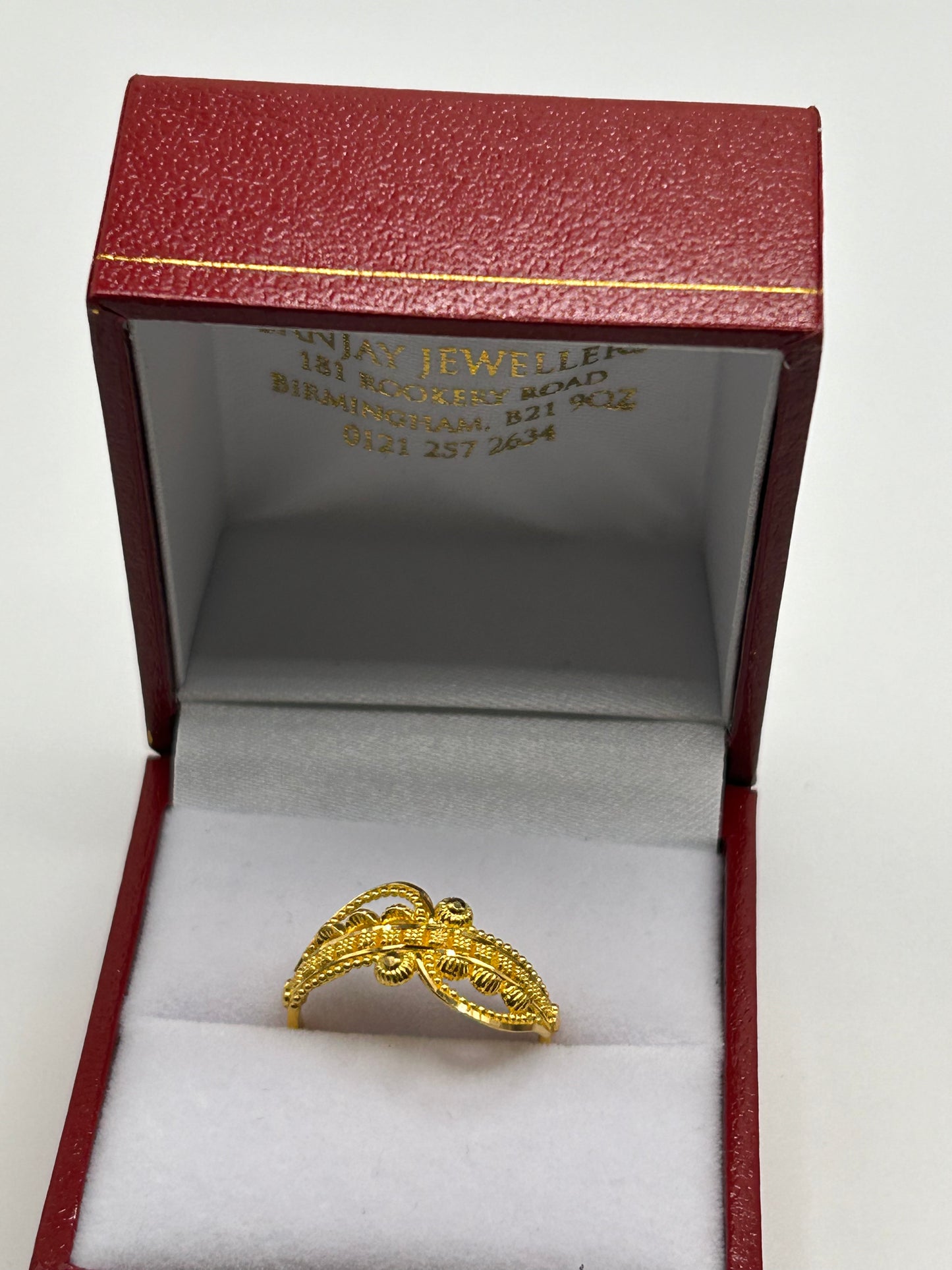 22ct Gold Ring Size L Hallmarked 2.1 grams