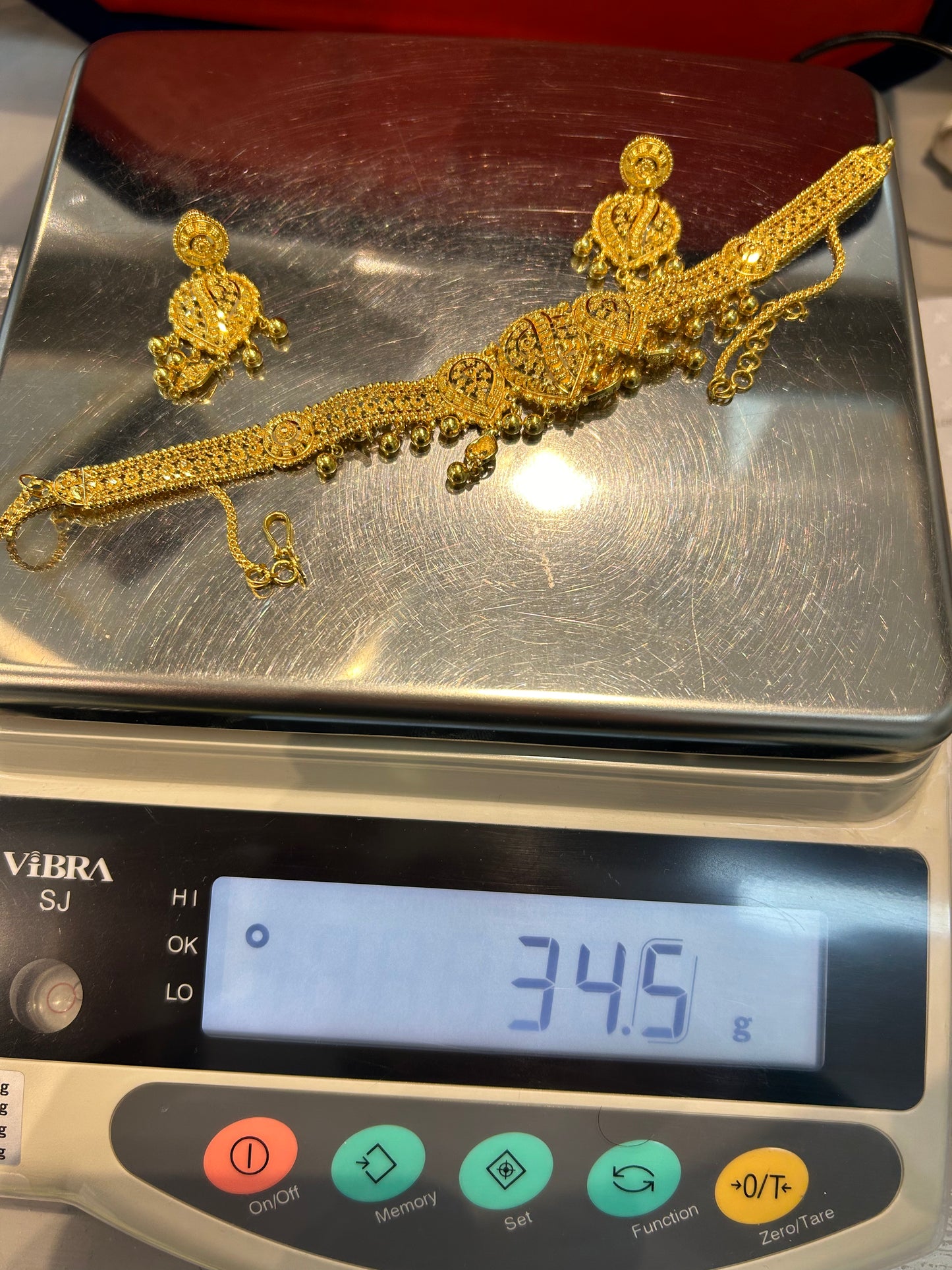 22ct Gold Bridal Choker Set – Necklace and Matching Earrings – 34.5g (Hallmarked)