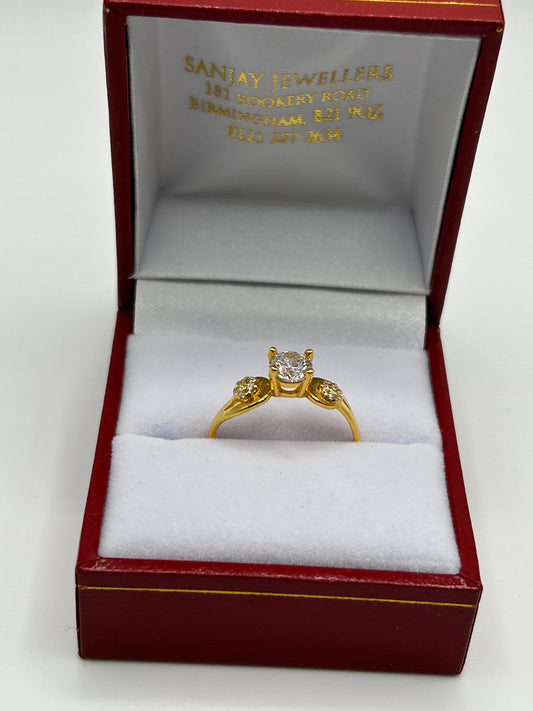 22ct Gold Ladies Ring 2.2 grams size P