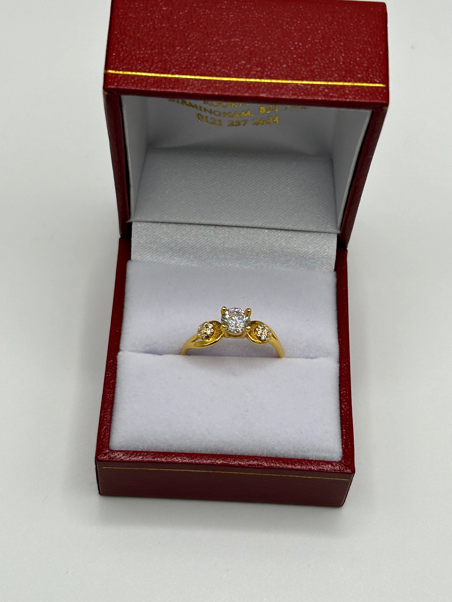 22ct Gold Ladies Ring 2.2 grams size P