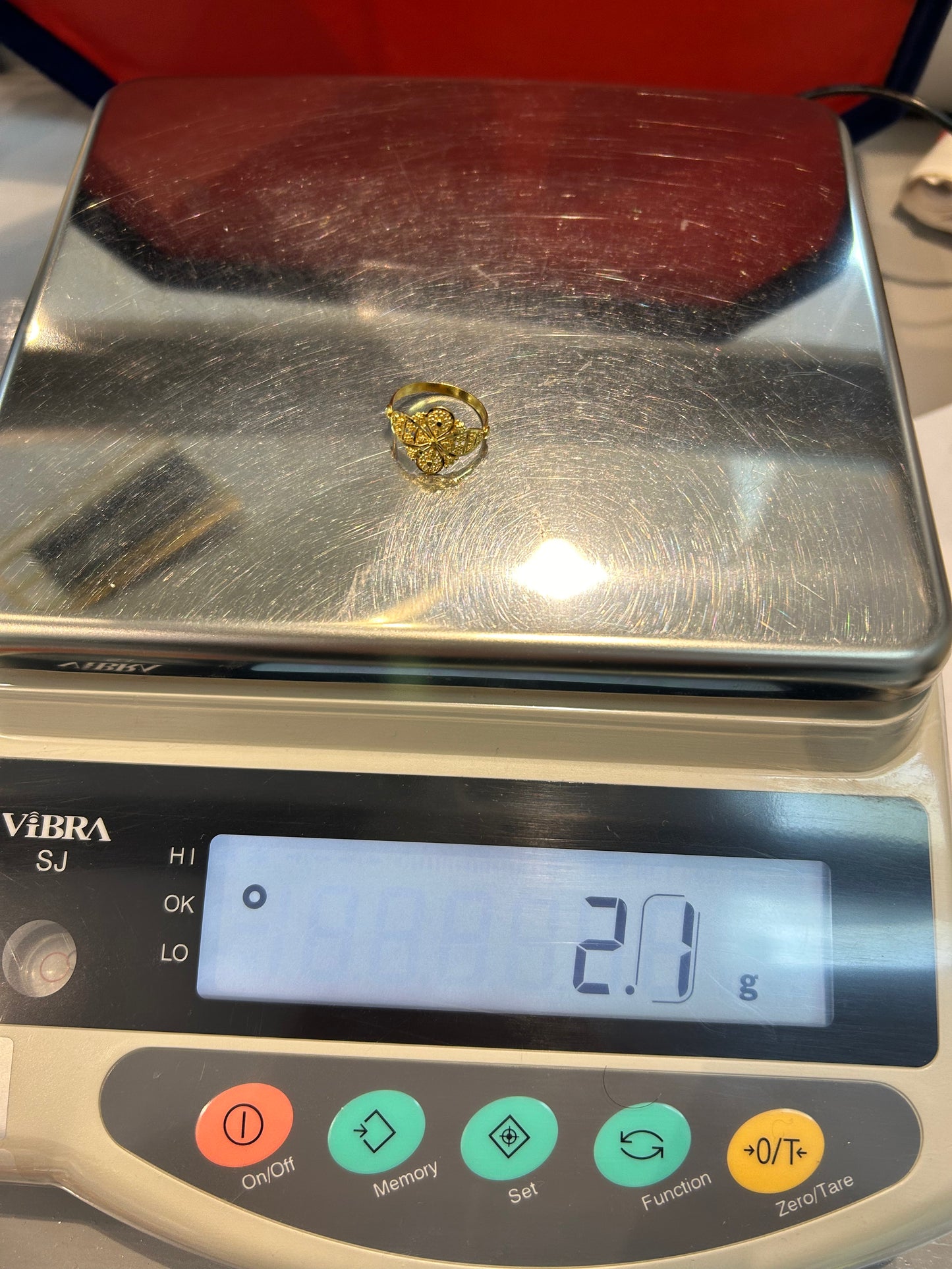 22ct Gold Ring – 2.1g – Size M (Hallmarked)