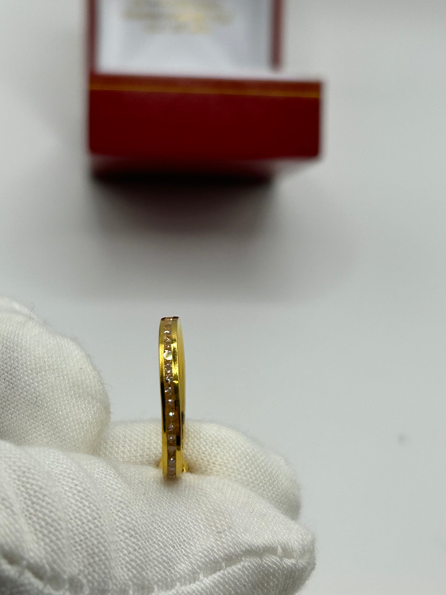 22ct Gold Ladies Ring Size J Hallmarked