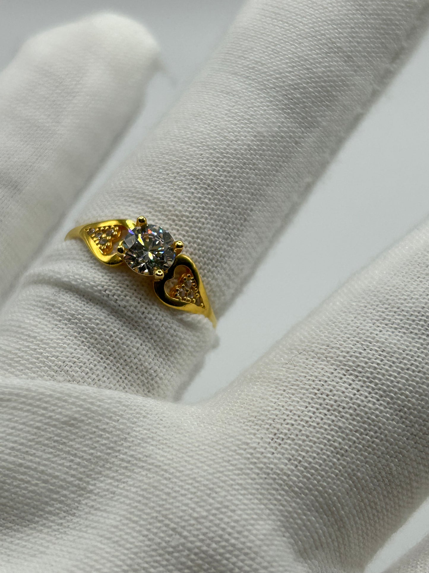 22ct Gold Ring Ladies 2.2 grams Size P