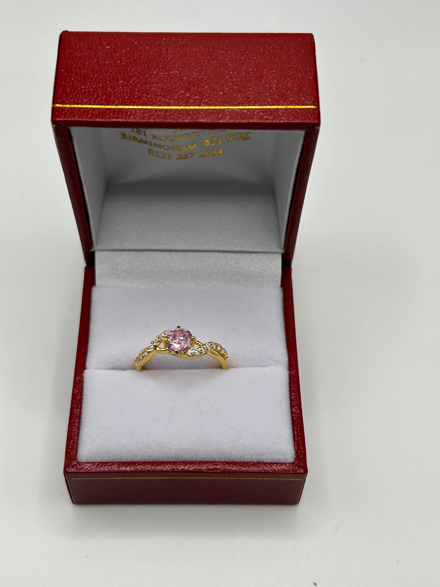 22ct Gold Ladies Ring 2.2 grams size L