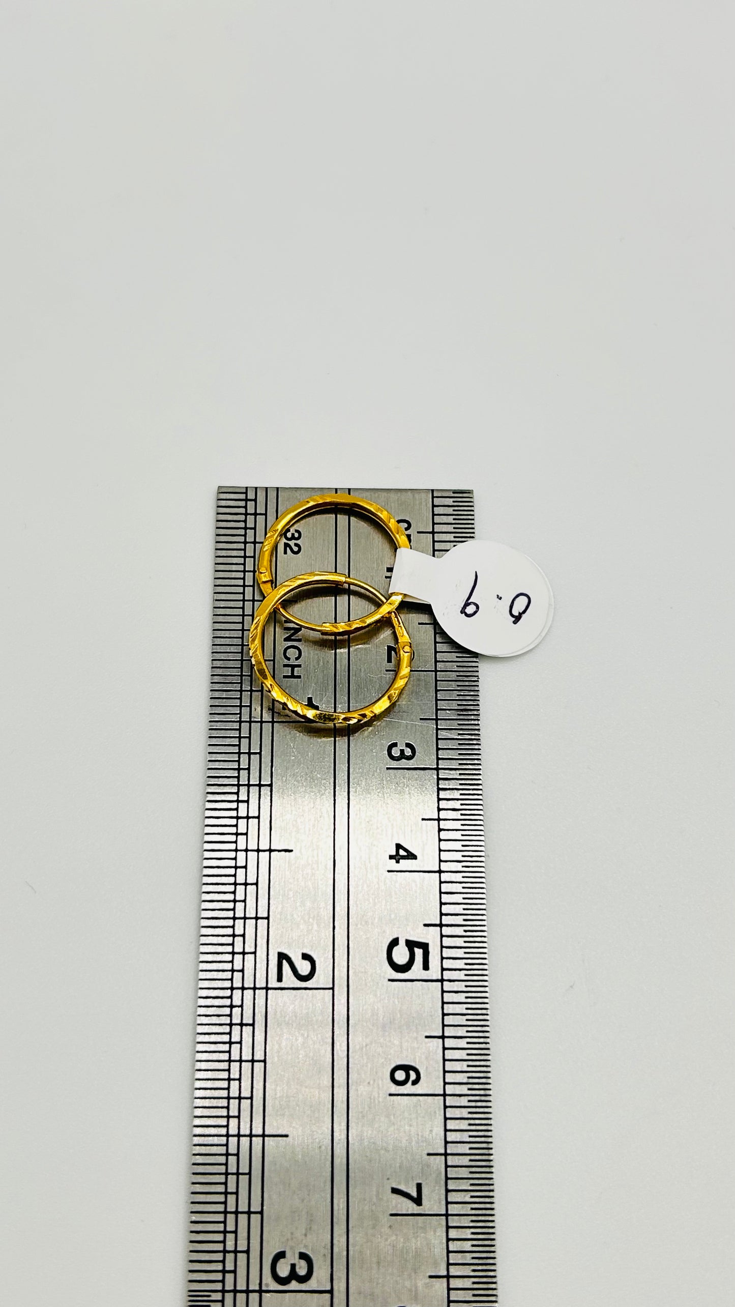 22ct Gold Earrings – 0.9g (Hallmarked)