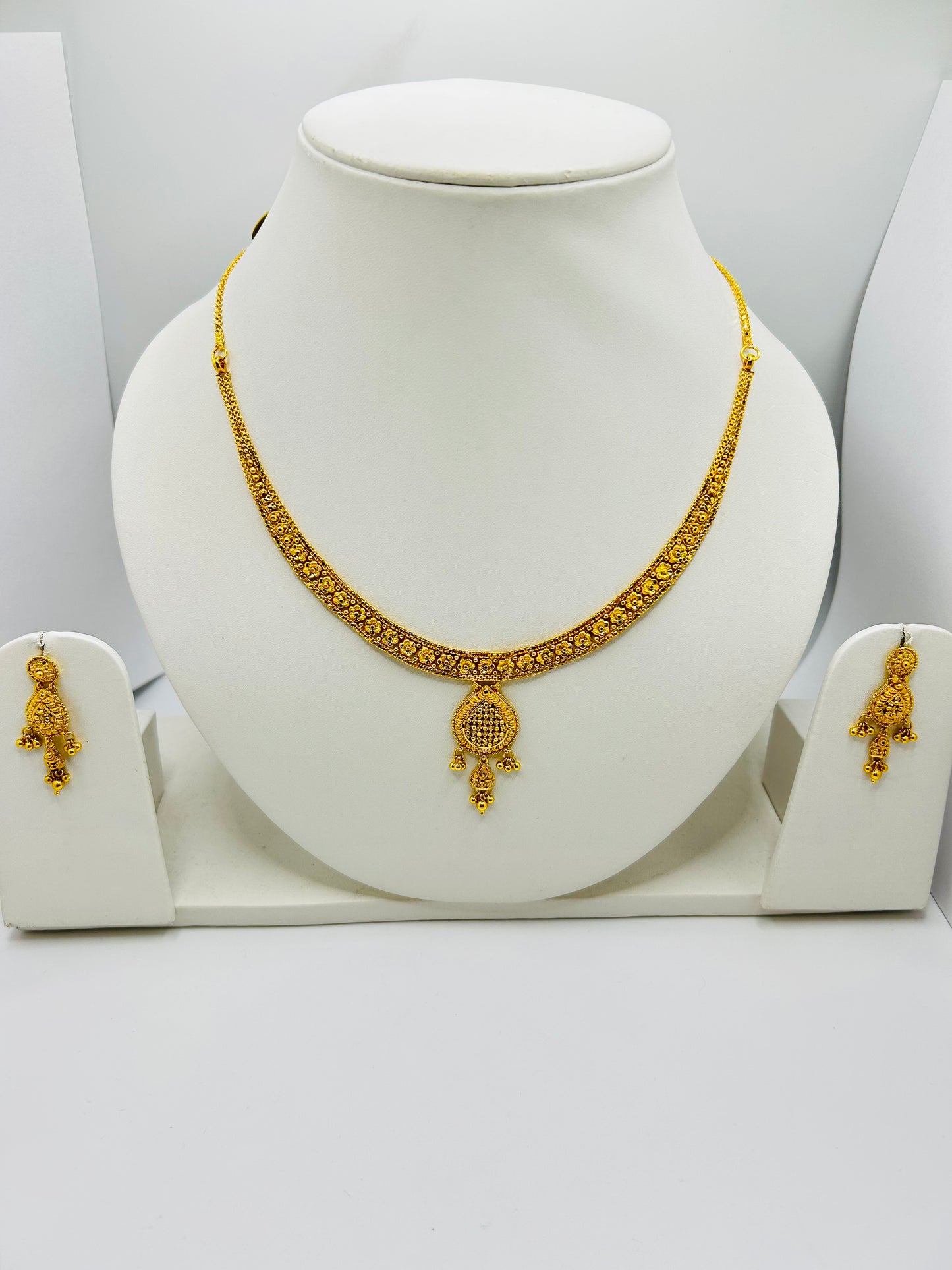 22ct Gold Bridal Set – Necklace & Matching Earrings – 22.2g (Hallmarked)