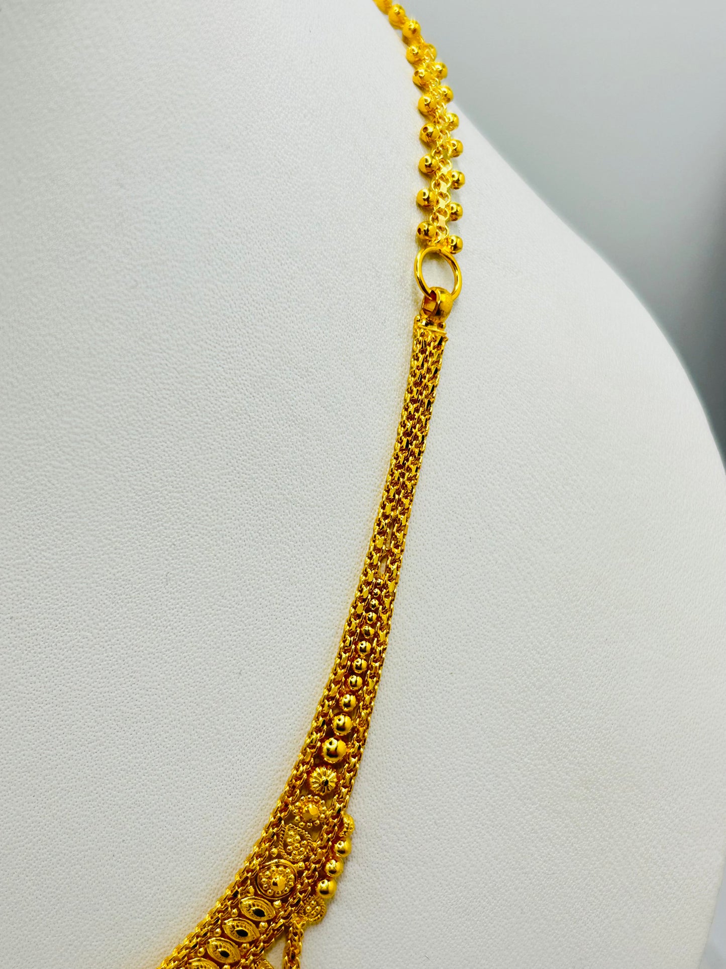 22ct Gold Bridal Set – Necklace and Matching Earrings – 27.0g (Hallmarked)